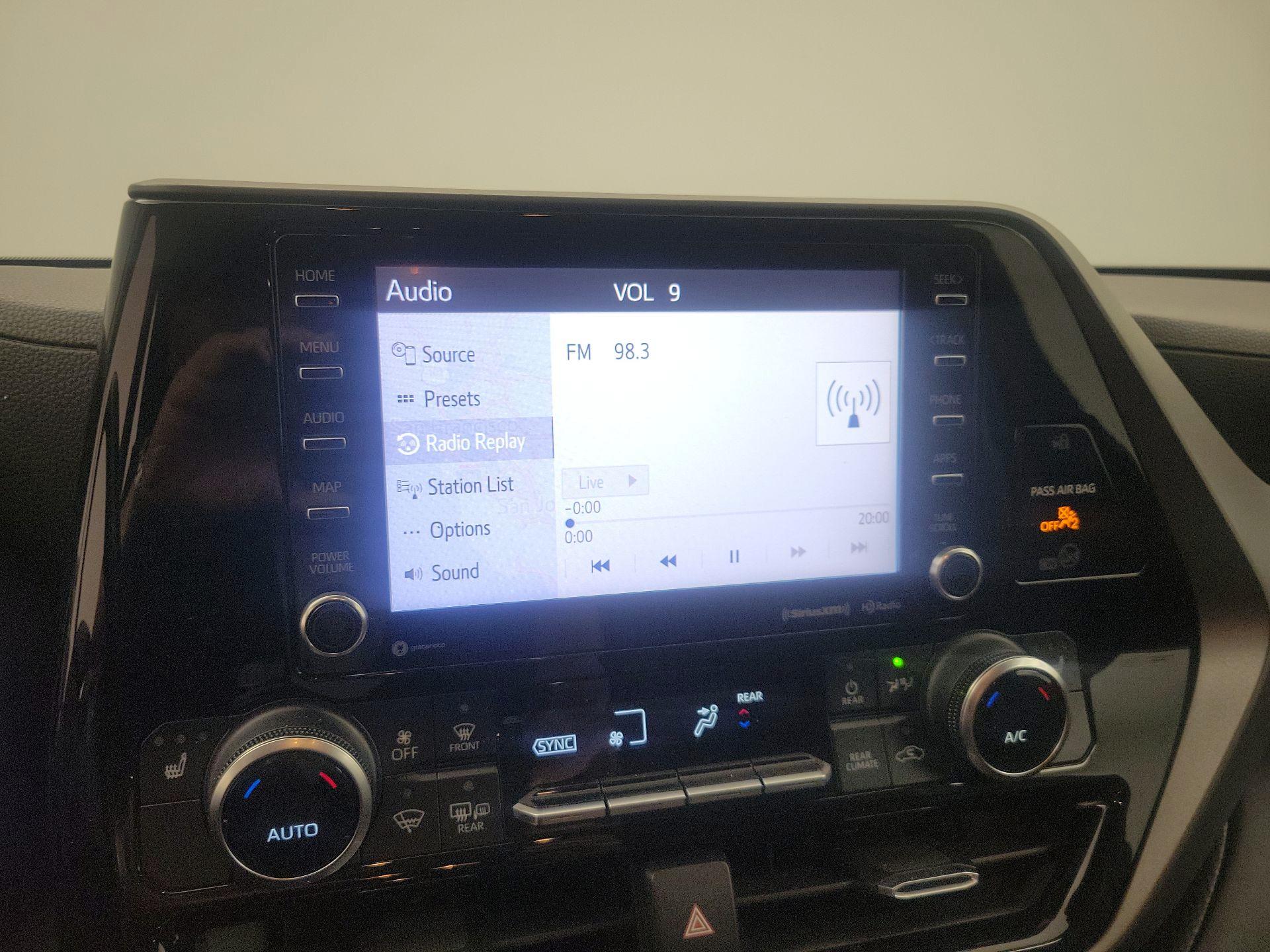 Thumbnail: 2020 Toyota Highlander - 16