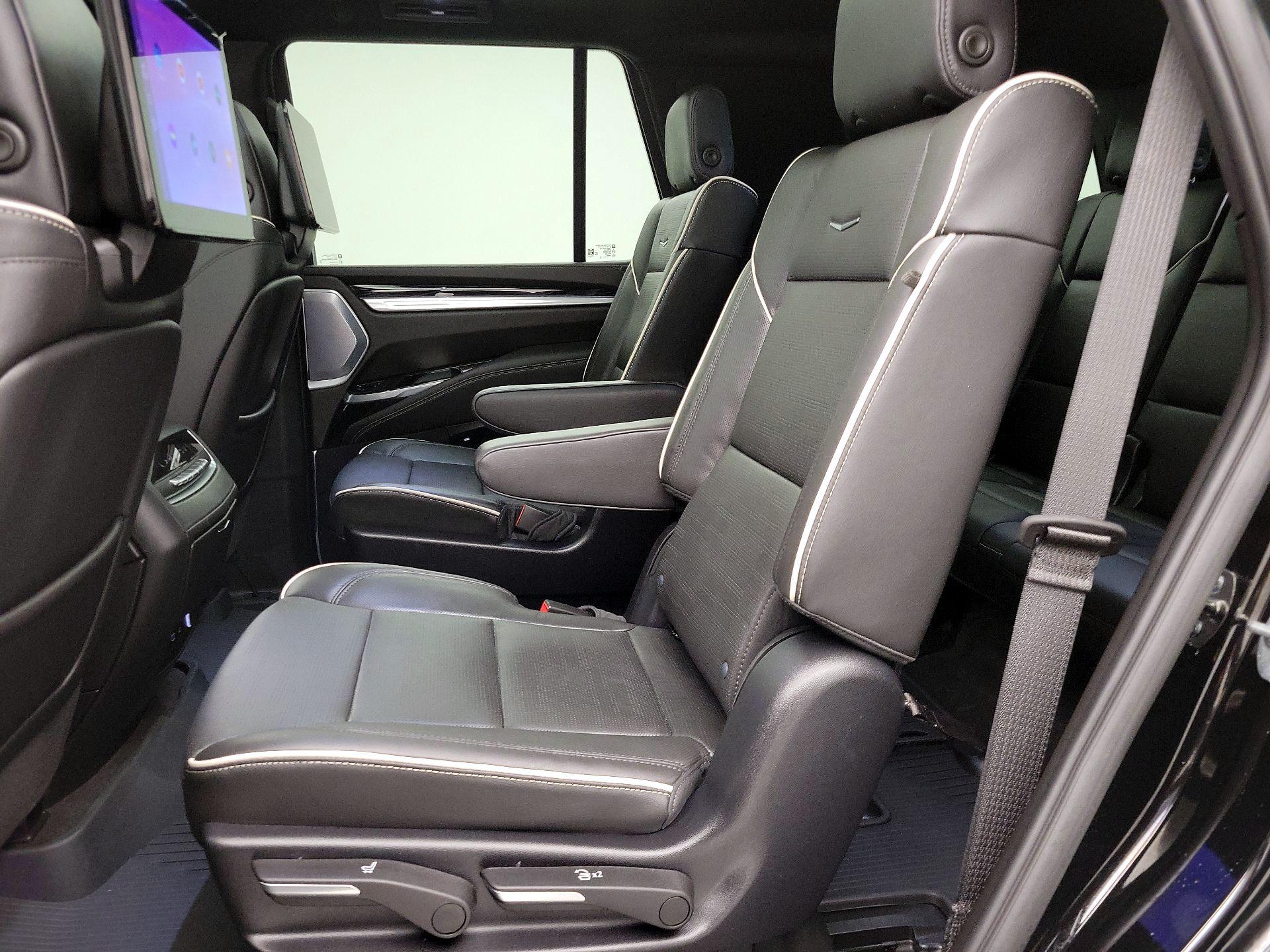 Thumbnail: 2025 Cadillac Escalade - 20