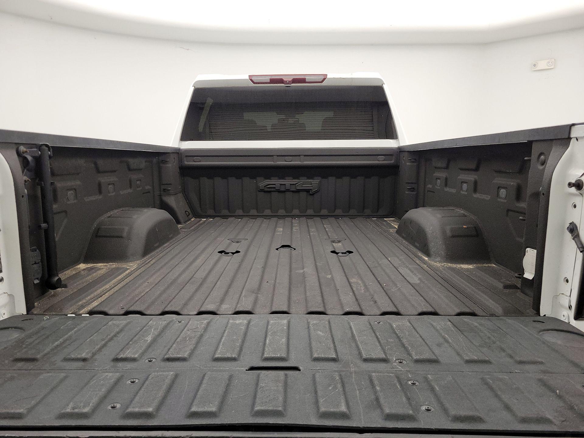 Thumbnail: 2022 GMC Sierra 3500 - 20
