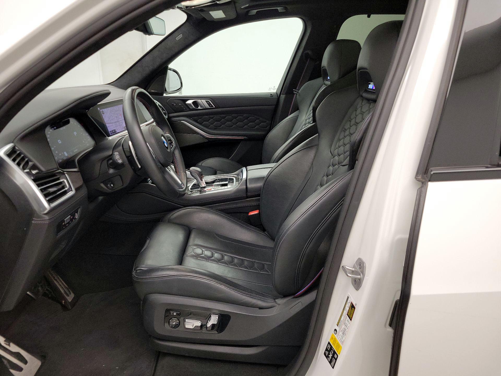 Thumbnail: 2021 BMW X5 - 11
