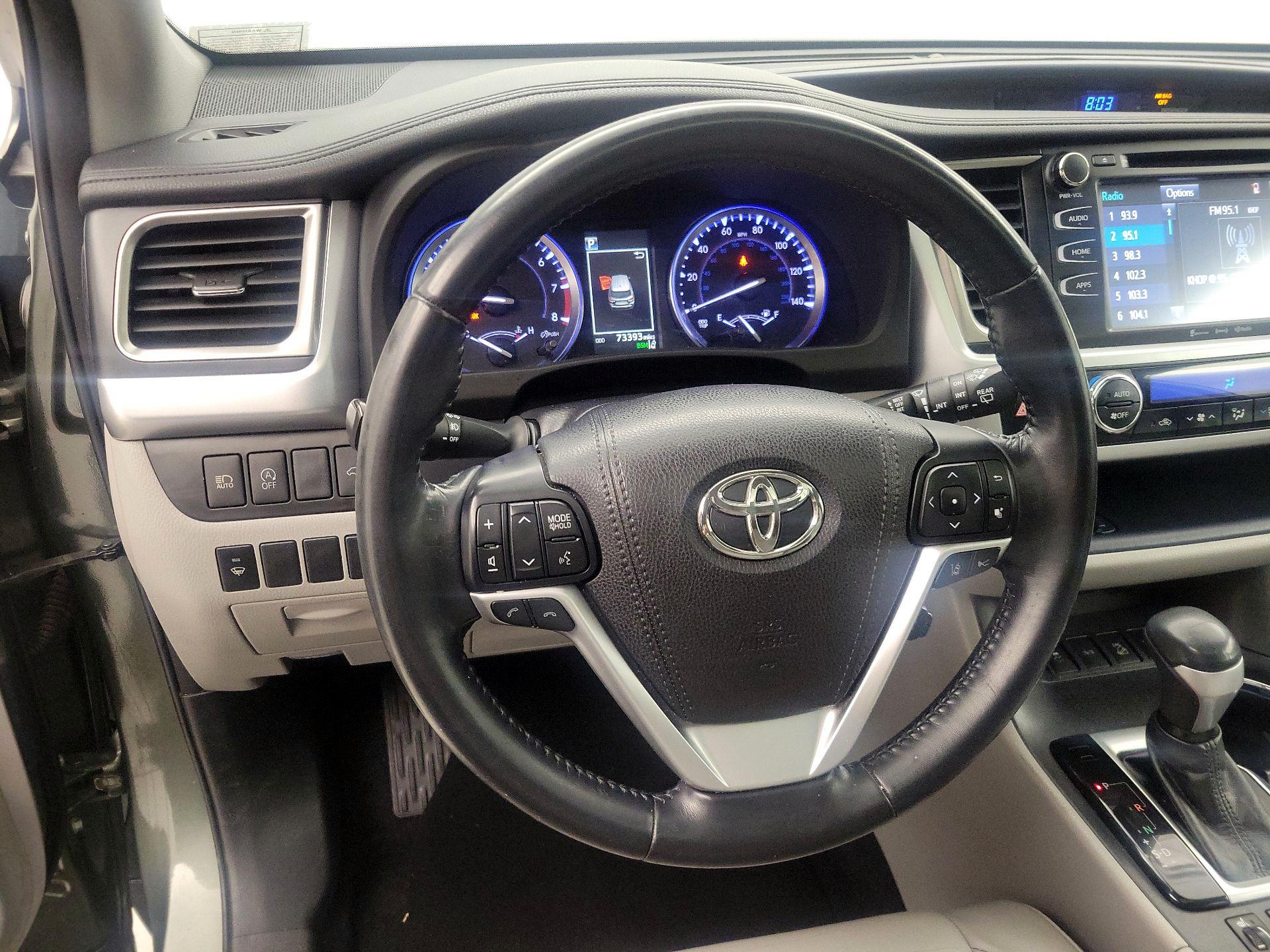 Thumbnail: 2018 Toyota Highlander - 10