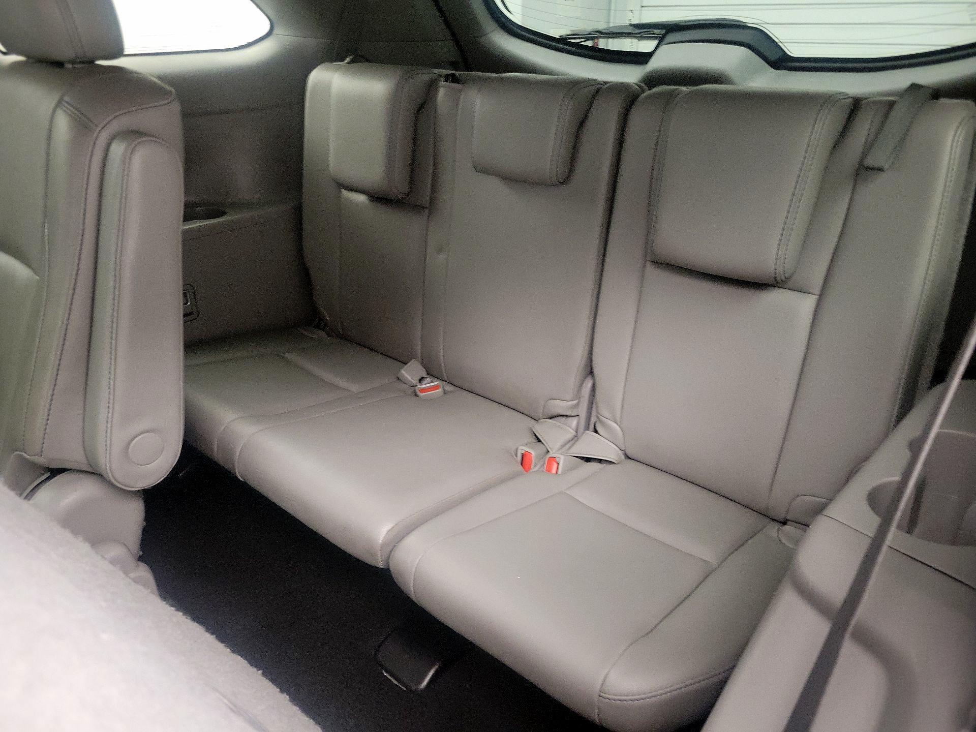 Thumbnail: 2018 Toyota Highlander - 20