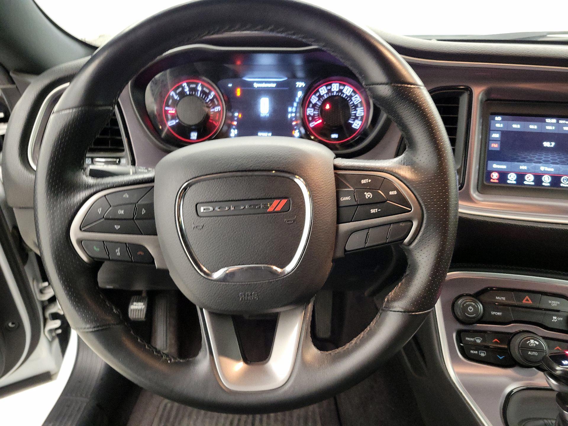 Thumbnail: 2019 Dodge Challenger - 10