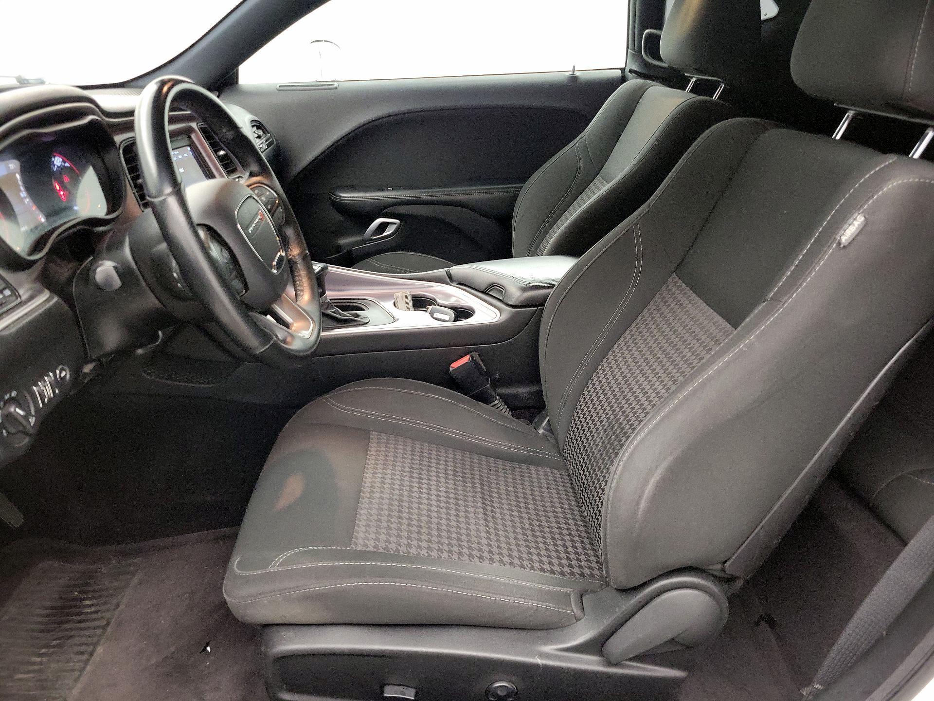 Thumbnail: 2019 Dodge Challenger - 11