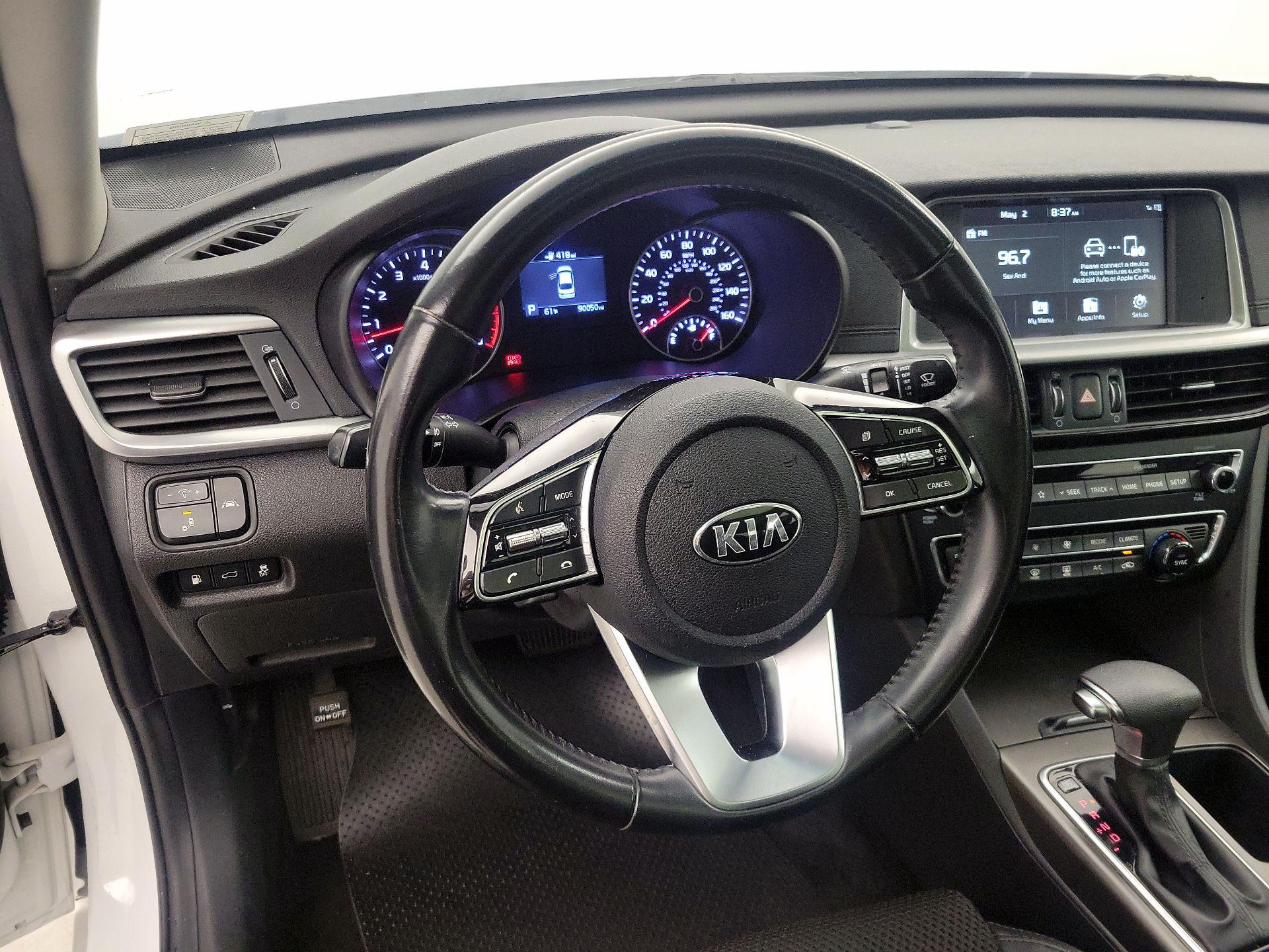 Thumbnail: 2019 Kia Optima - 10