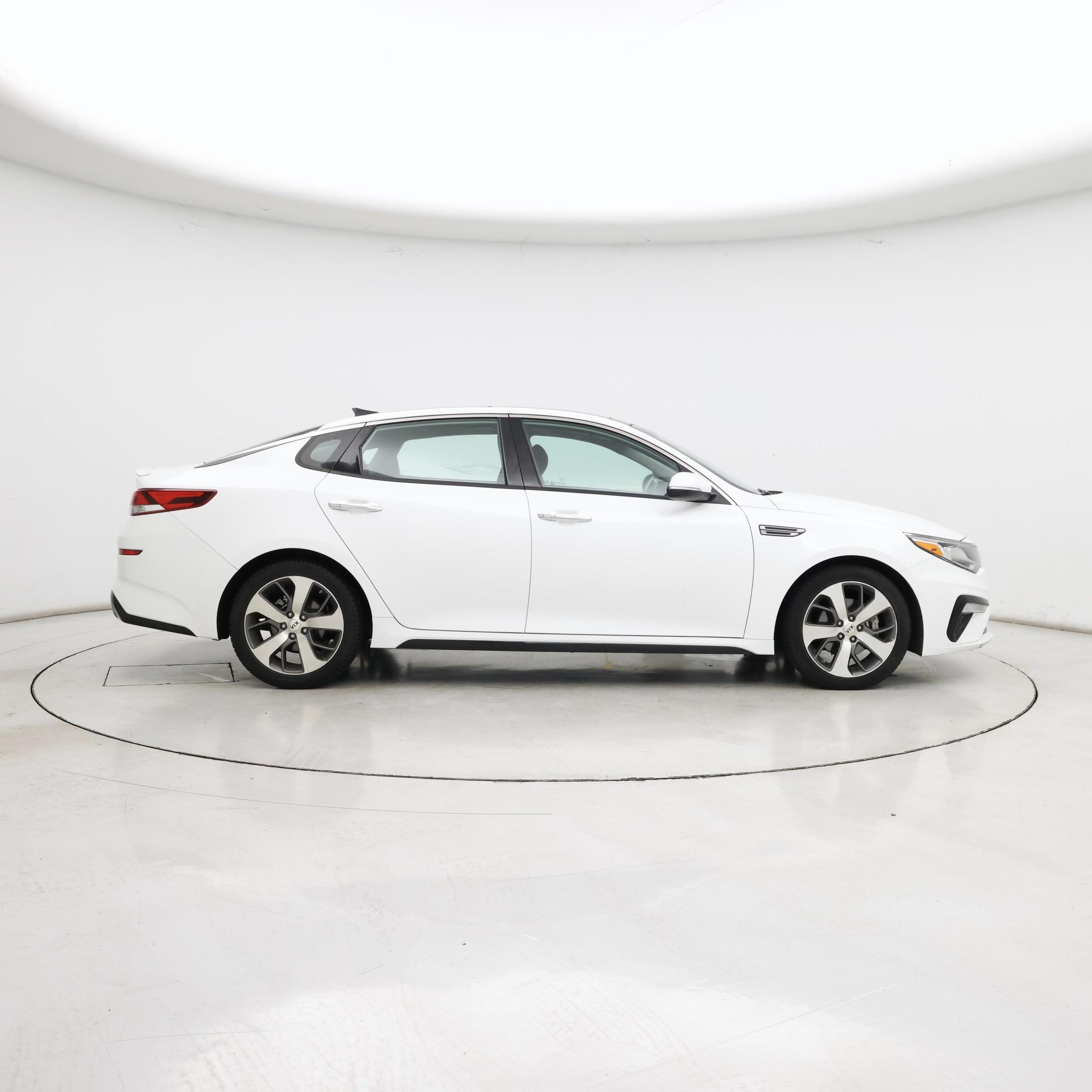 Thumbnail: 2019 Kia Optima - 7