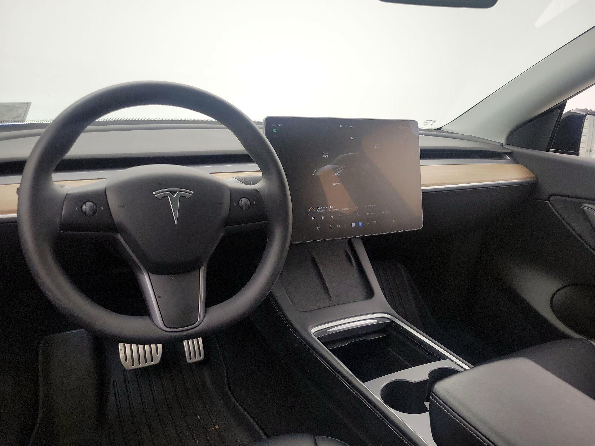 Thumbnail: 2022 Tesla Model Y - 9