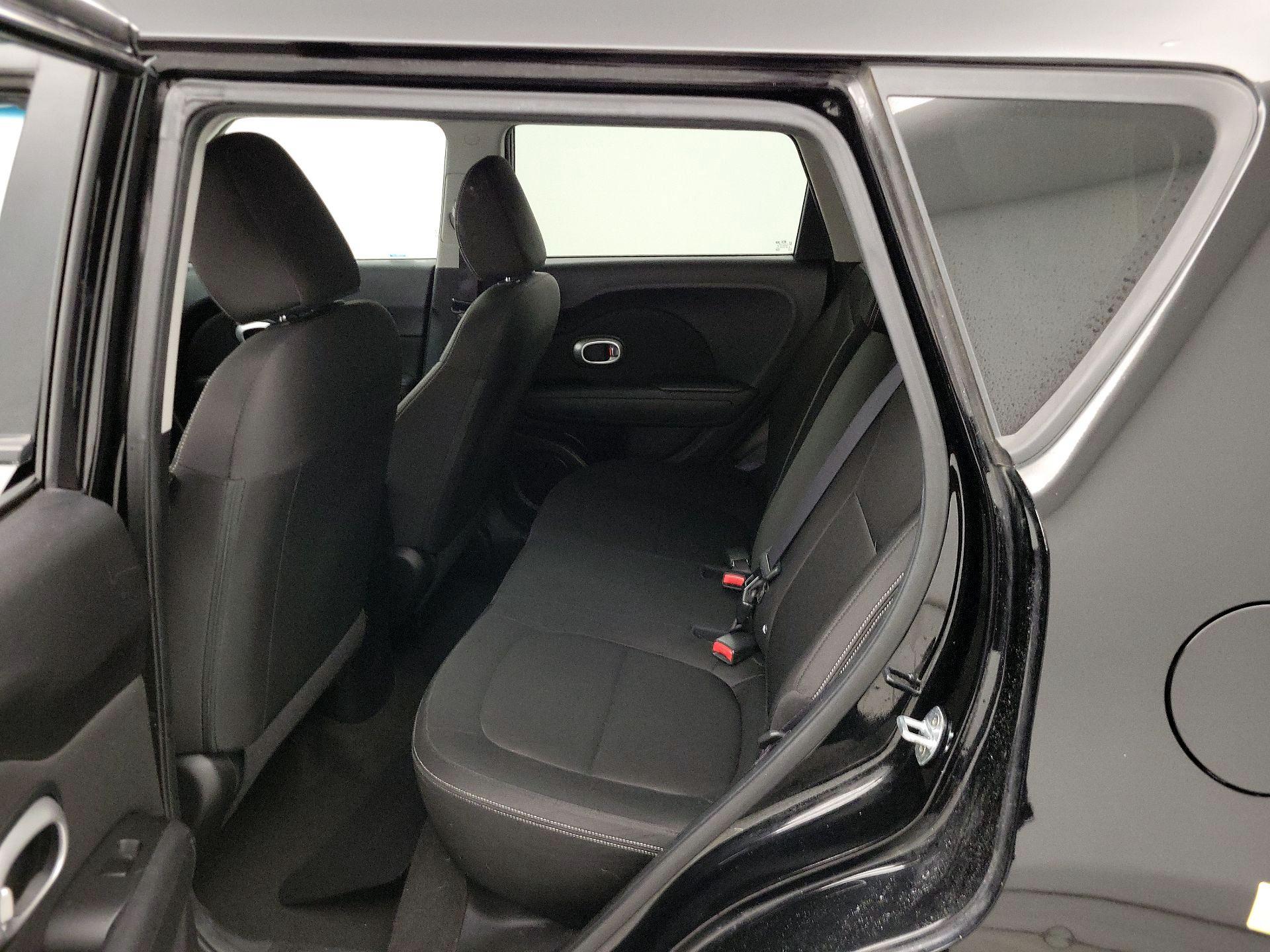 Thumbnail: 2015 Kia Soul - 18