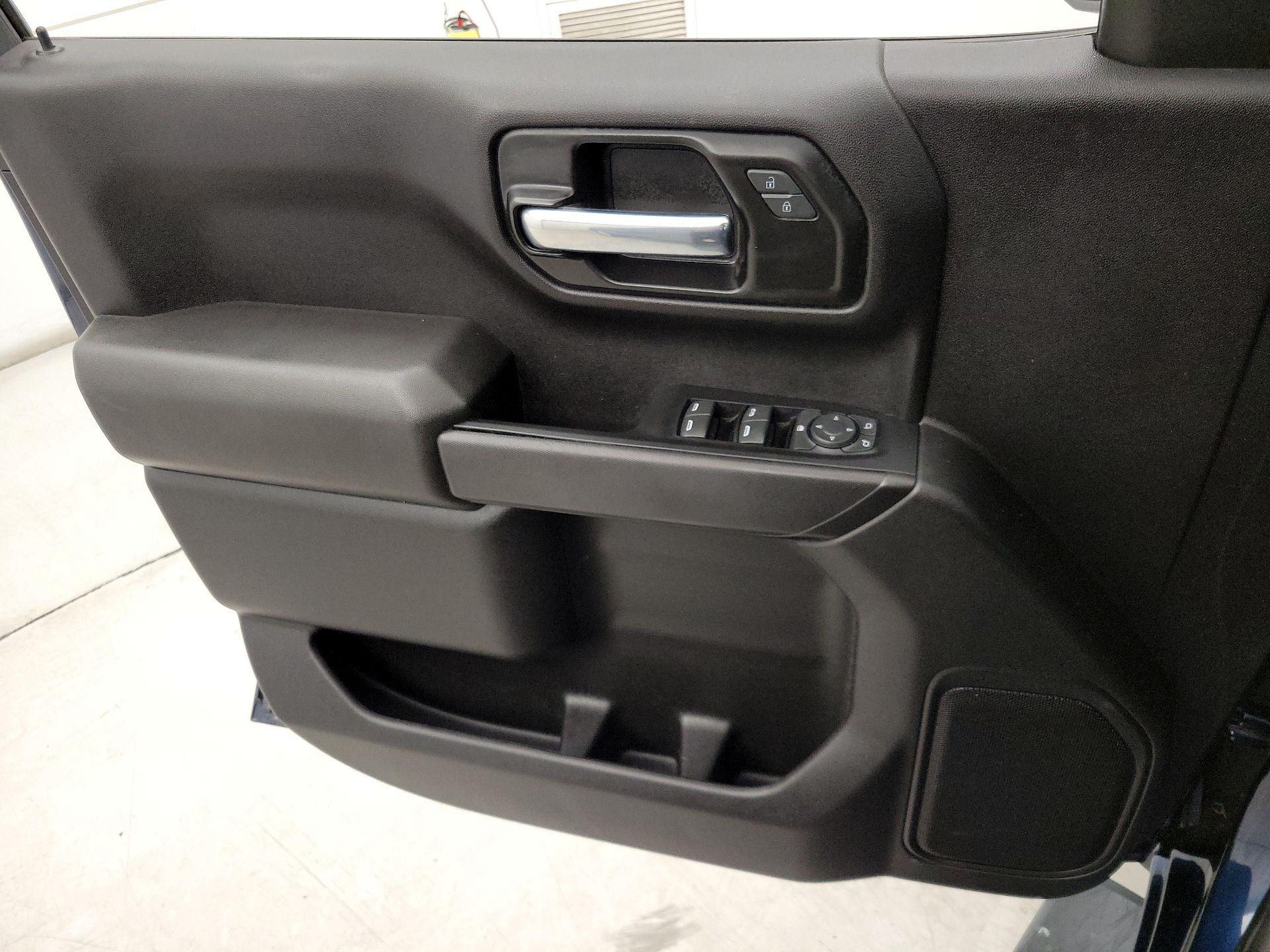 Thumbnail: 2022 Chevrolet Silverado 1500 - 12