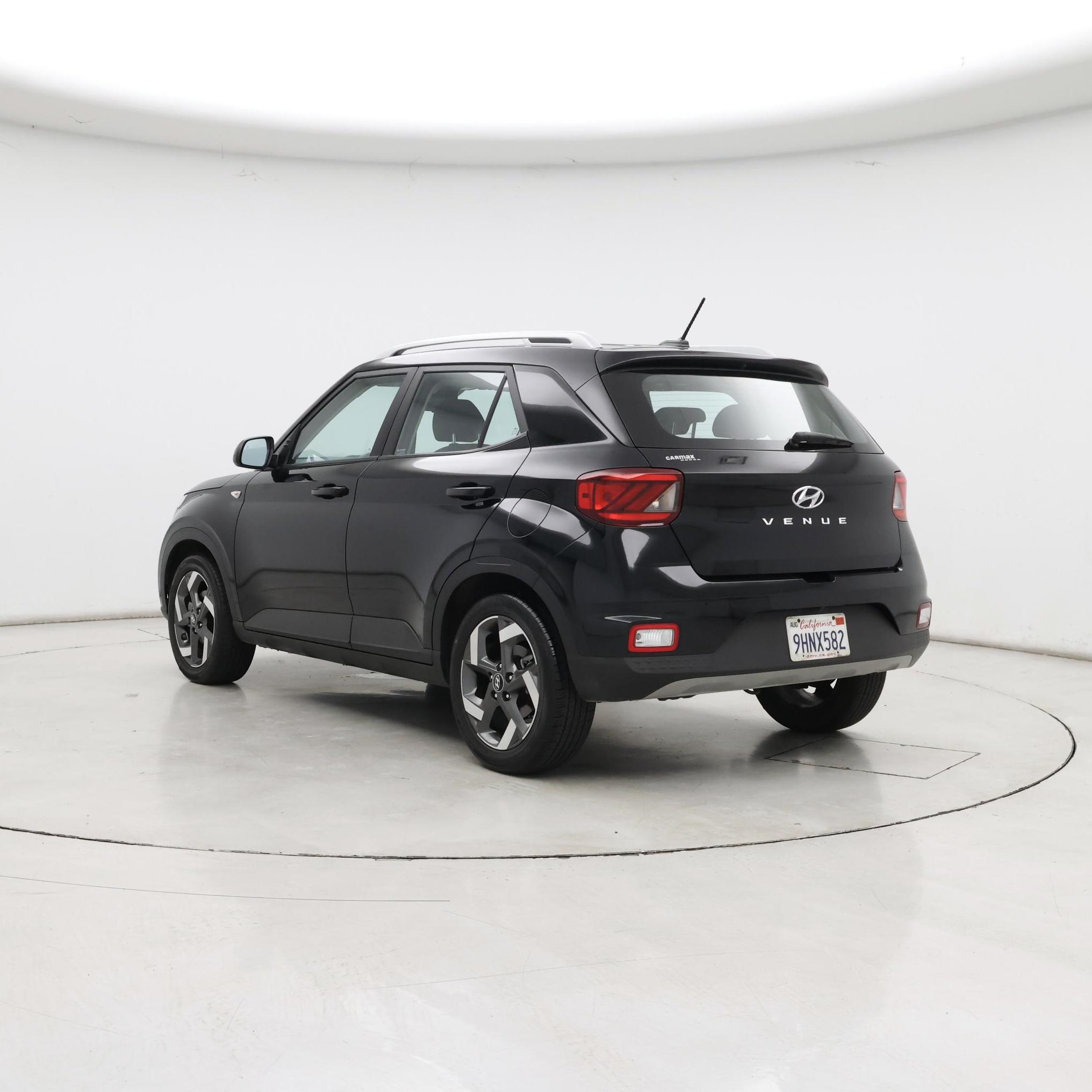 Thumbnail: 2023 Hyundai Venue - 2