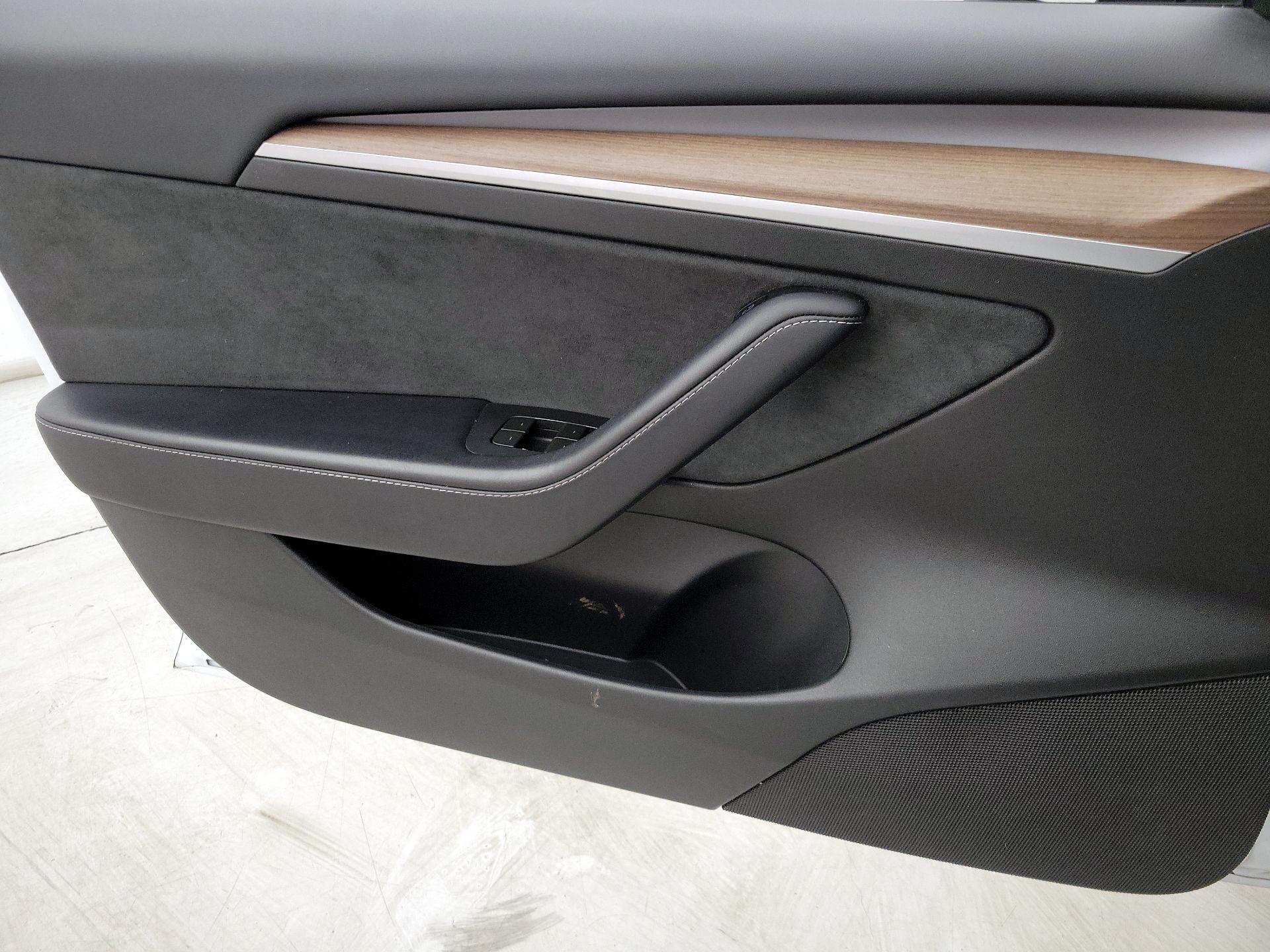 Thumbnail: 2023 Tesla Model 3 - 12