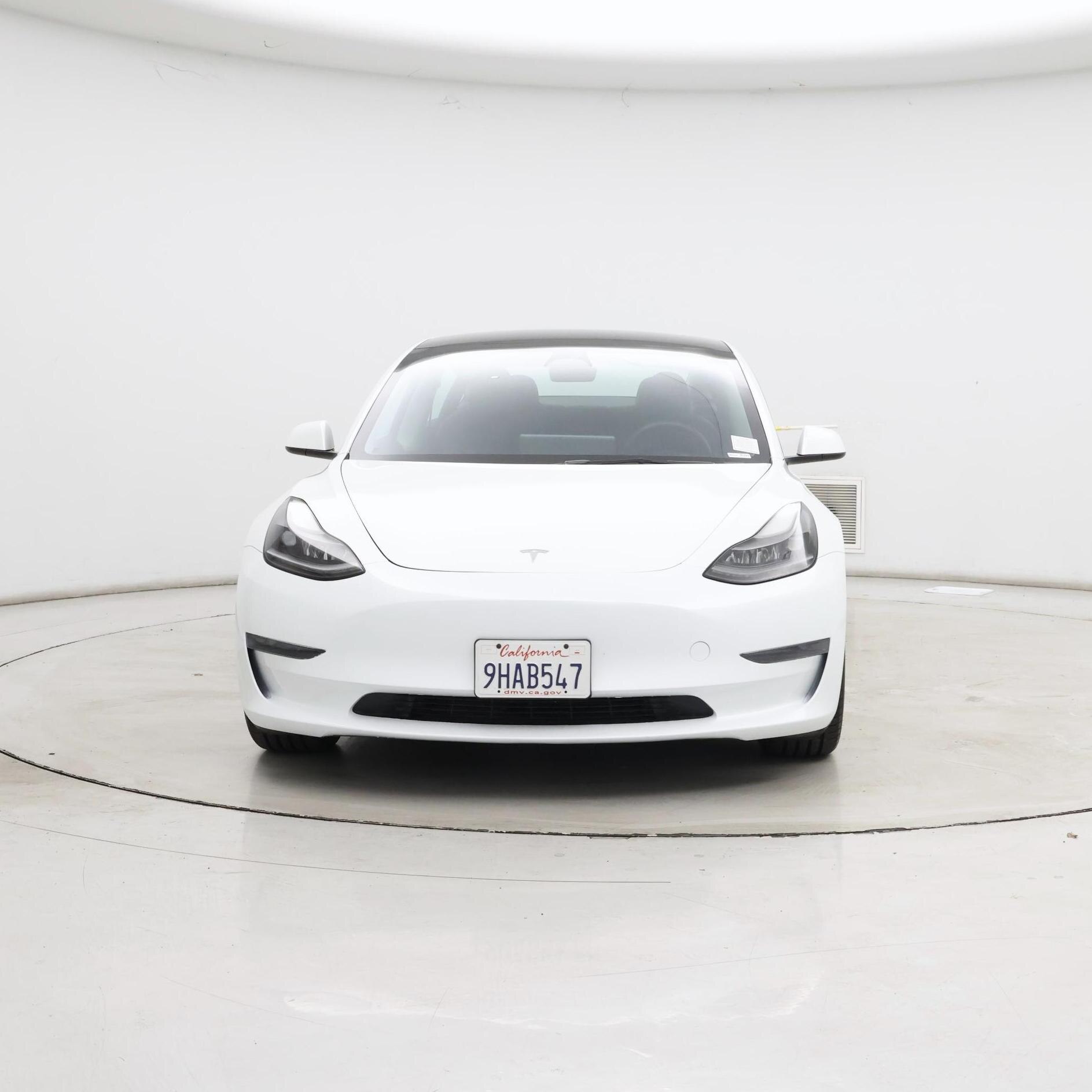 Thumbnail: 2023 Tesla Model 3 - 5
