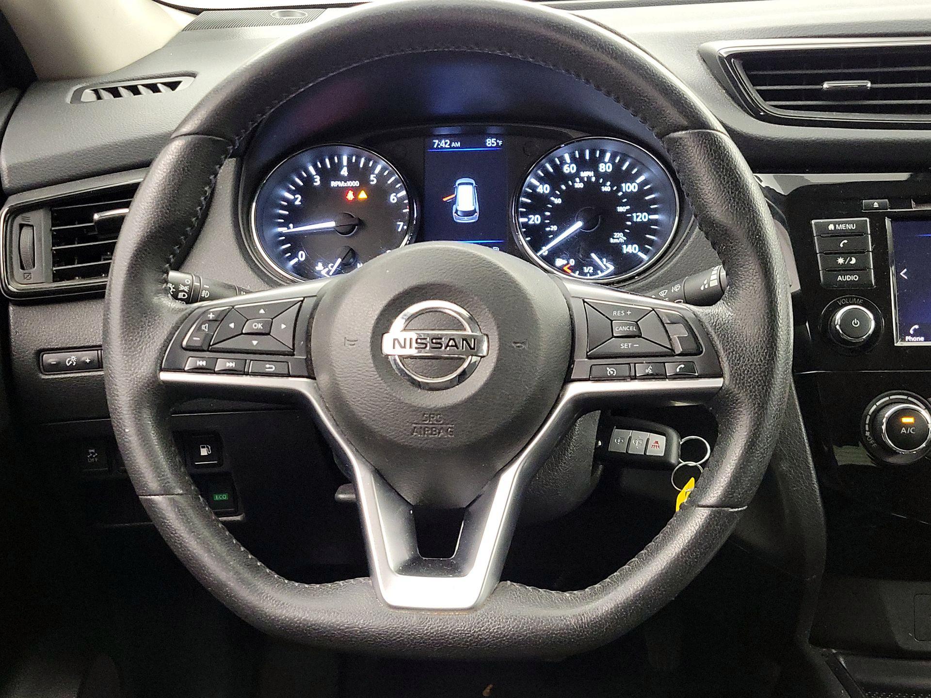 Thumbnail: 2019 Nissan Rogue - 10