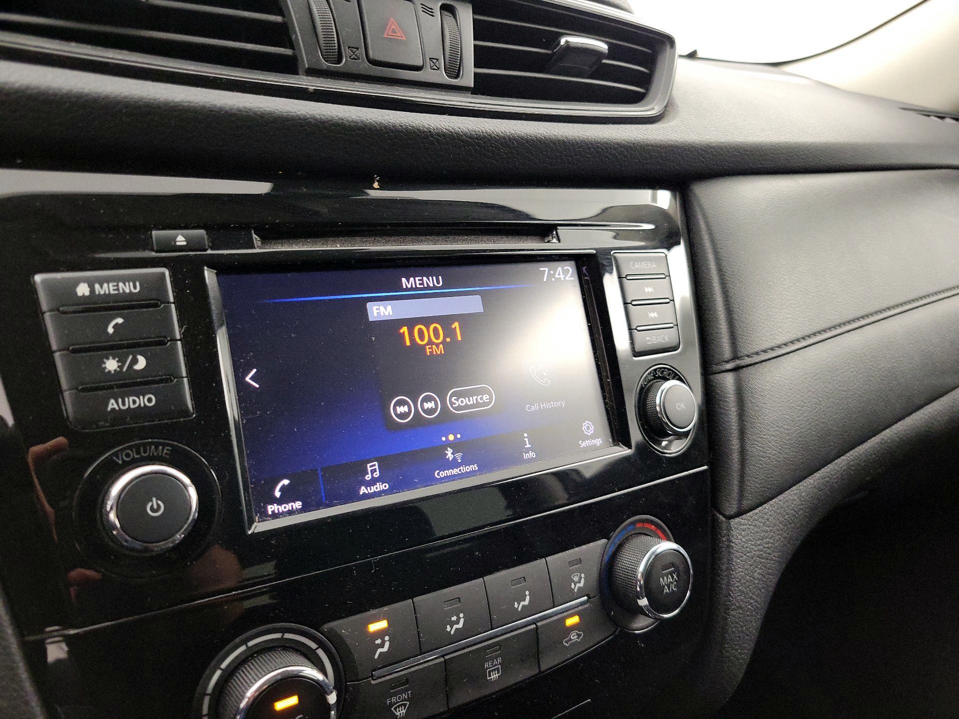 Thumbnail: 2019 Nissan Rogue - 15