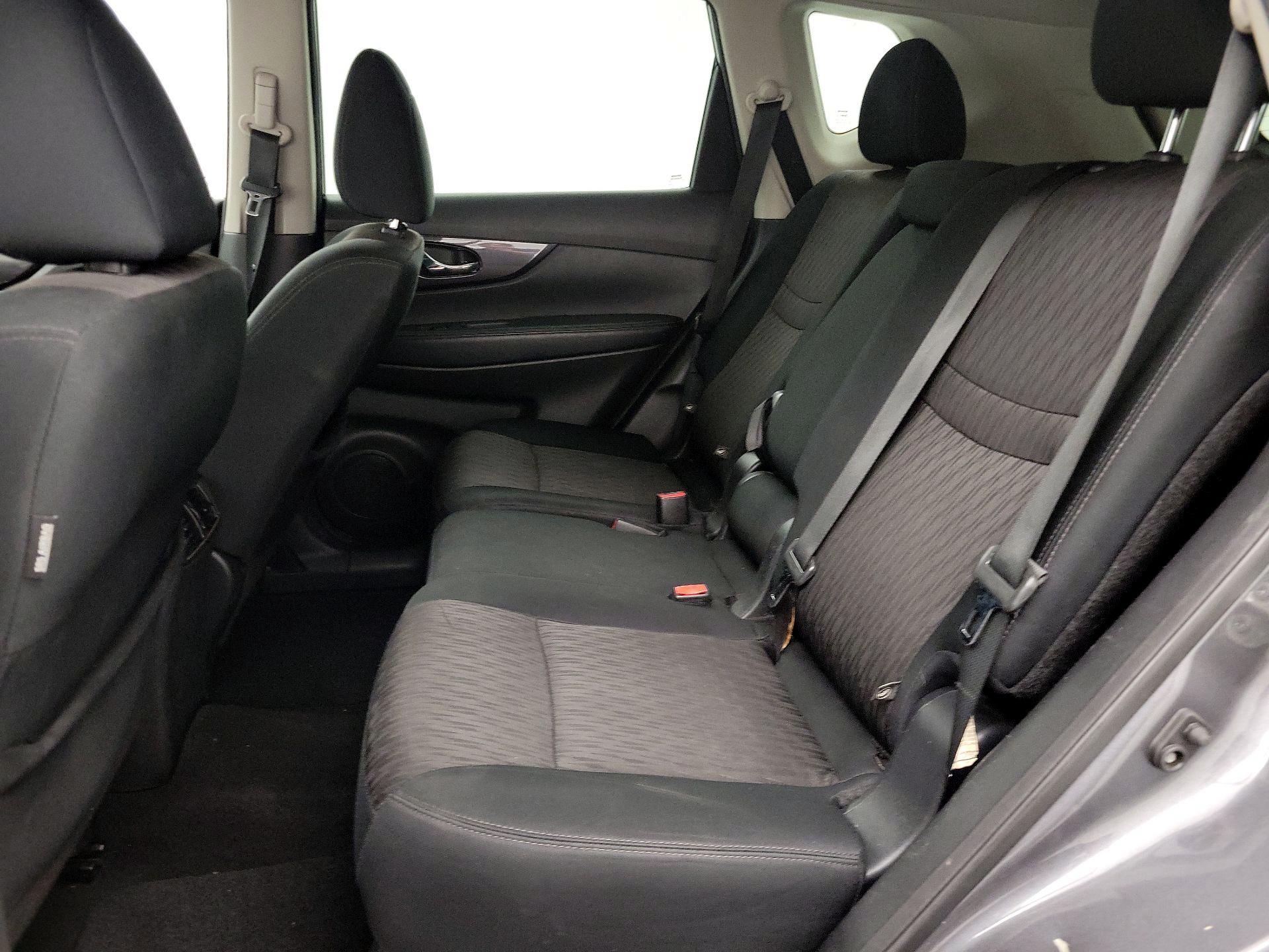 Thumbnail: 2019 Nissan Rogue - 19