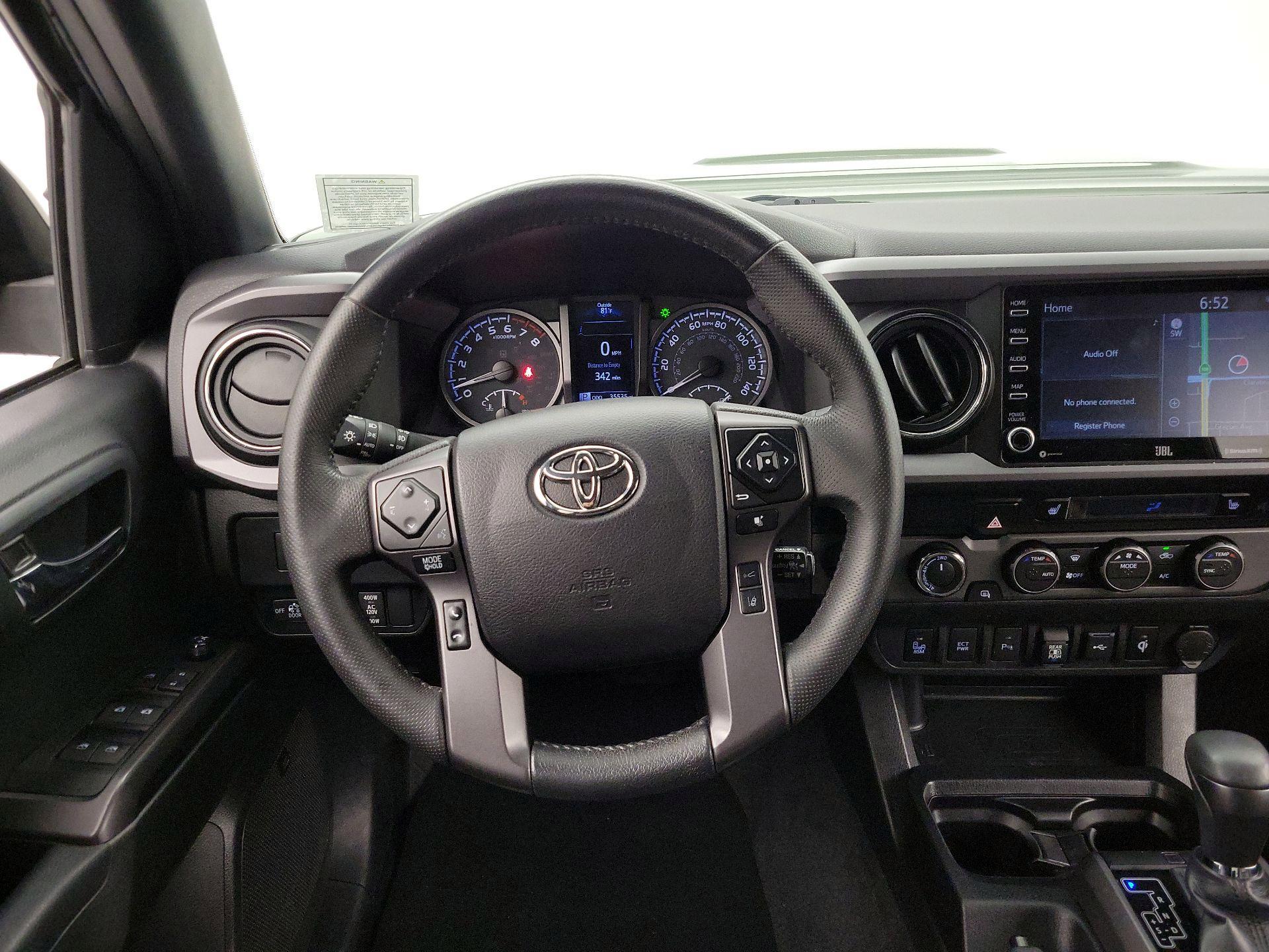 Thumbnail: 2022 Toyota Tacoma - 10