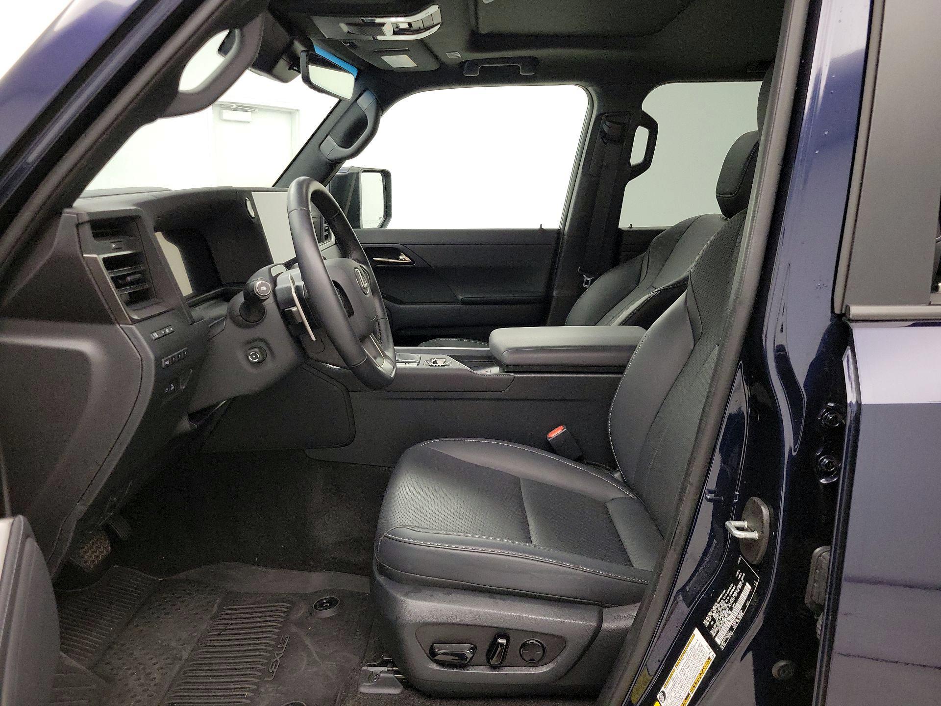 Thumbnail: 2025 Lexus GX - 11