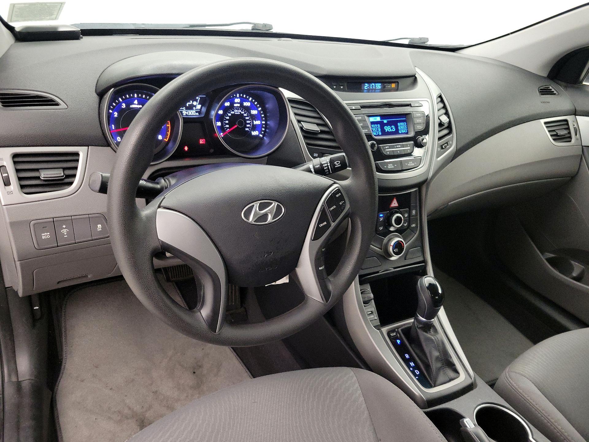 Thumbnail: 2016 Hyundai Elantra - 9