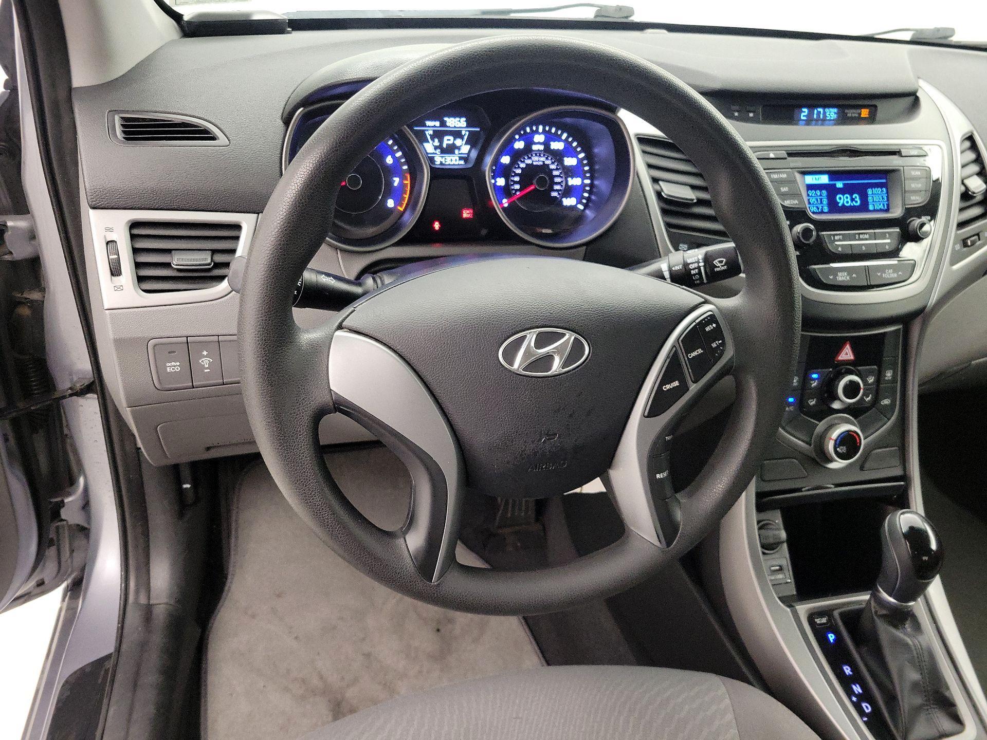 Thumbnail: 2016 Hyundai Elantra - 10