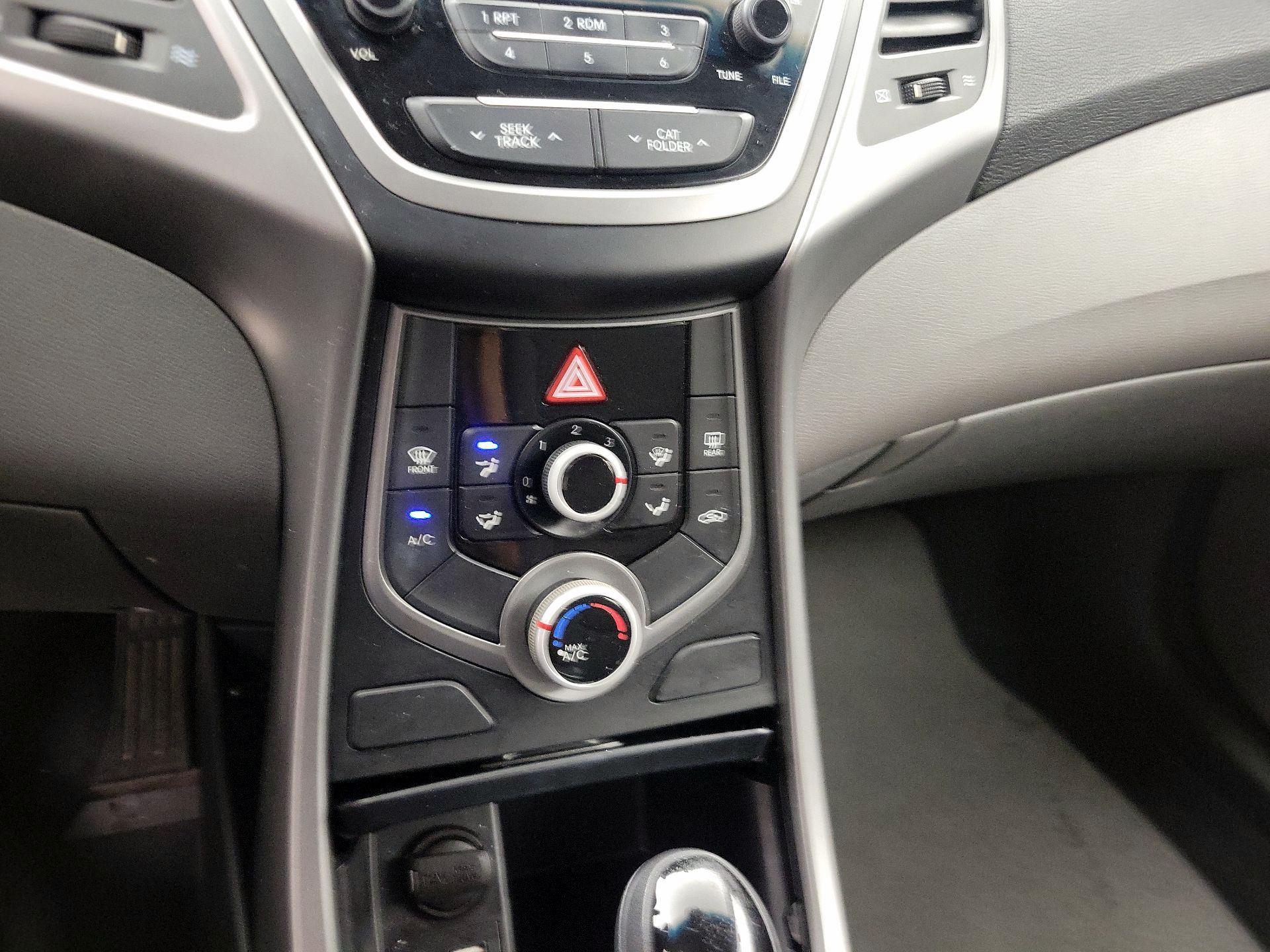 Thumbnail: 2016 Hyundai Elantra - 15