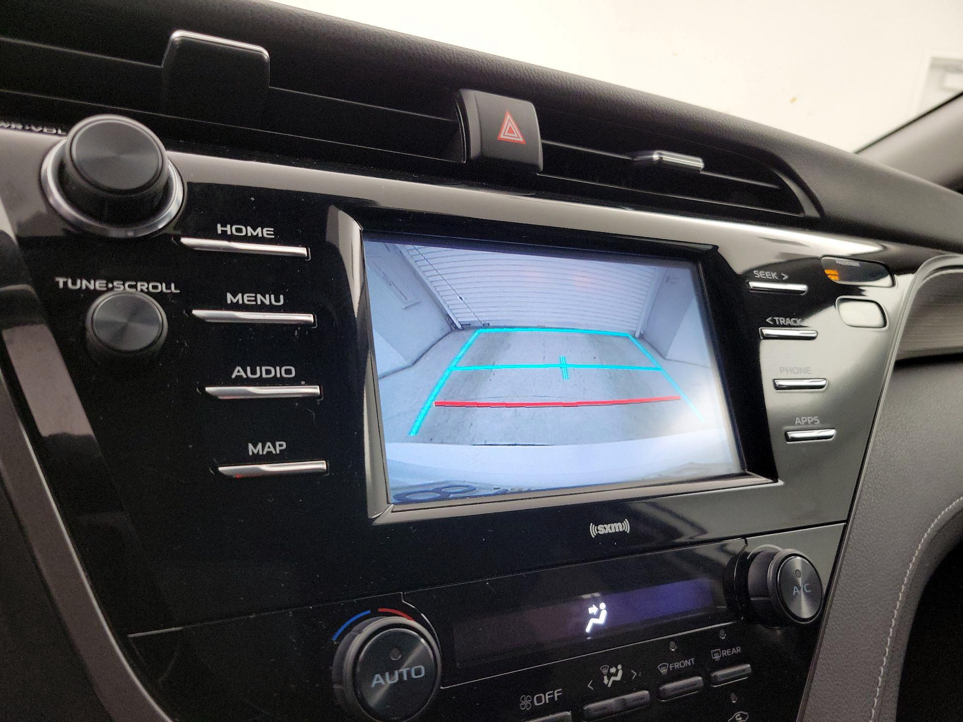 Thumbnail: 2020 Toyota Camry - 14