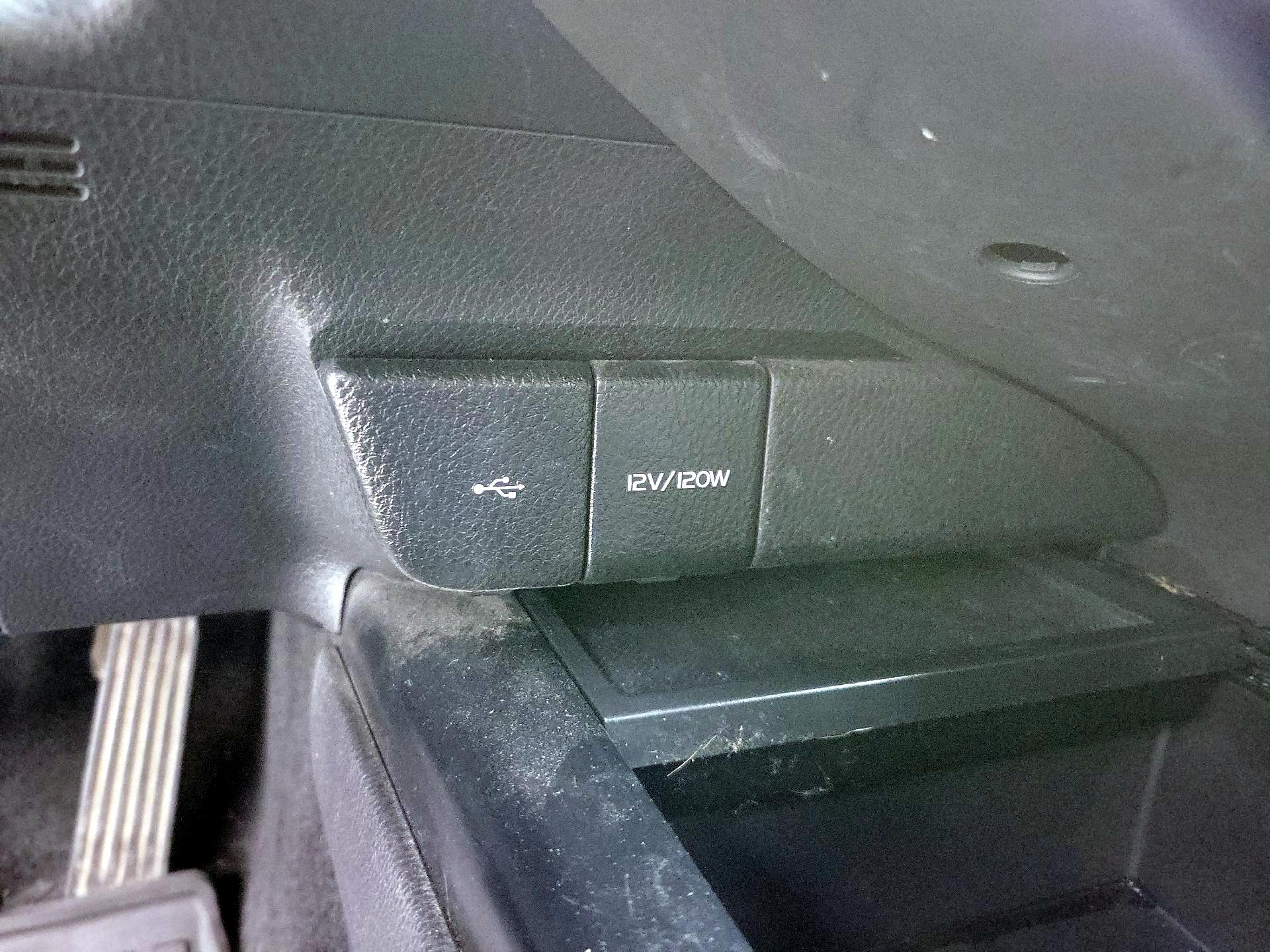 Thumbnail: 2020 Toyota Camry - 18