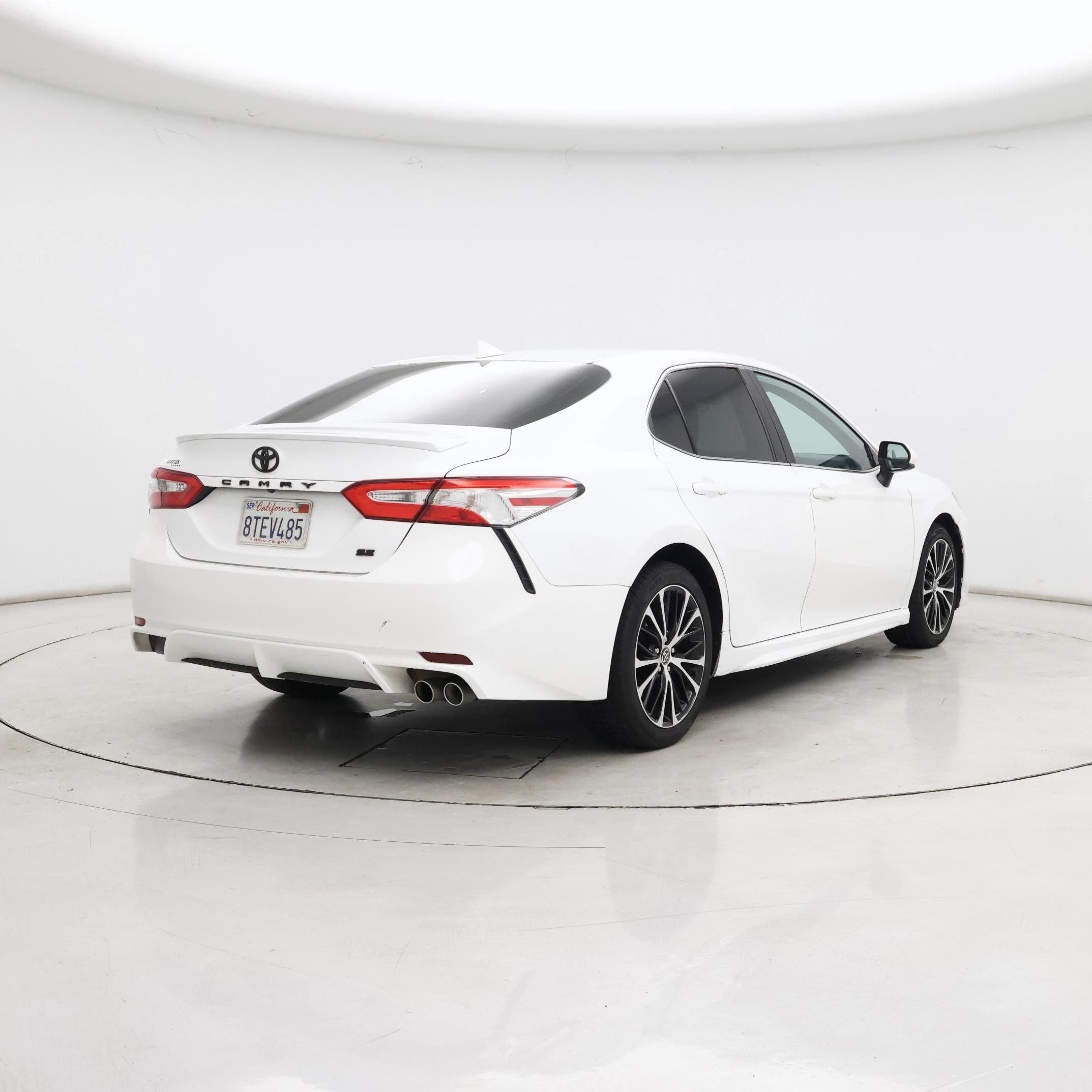 Thumbnail: 2020 Toyota Camry - 8