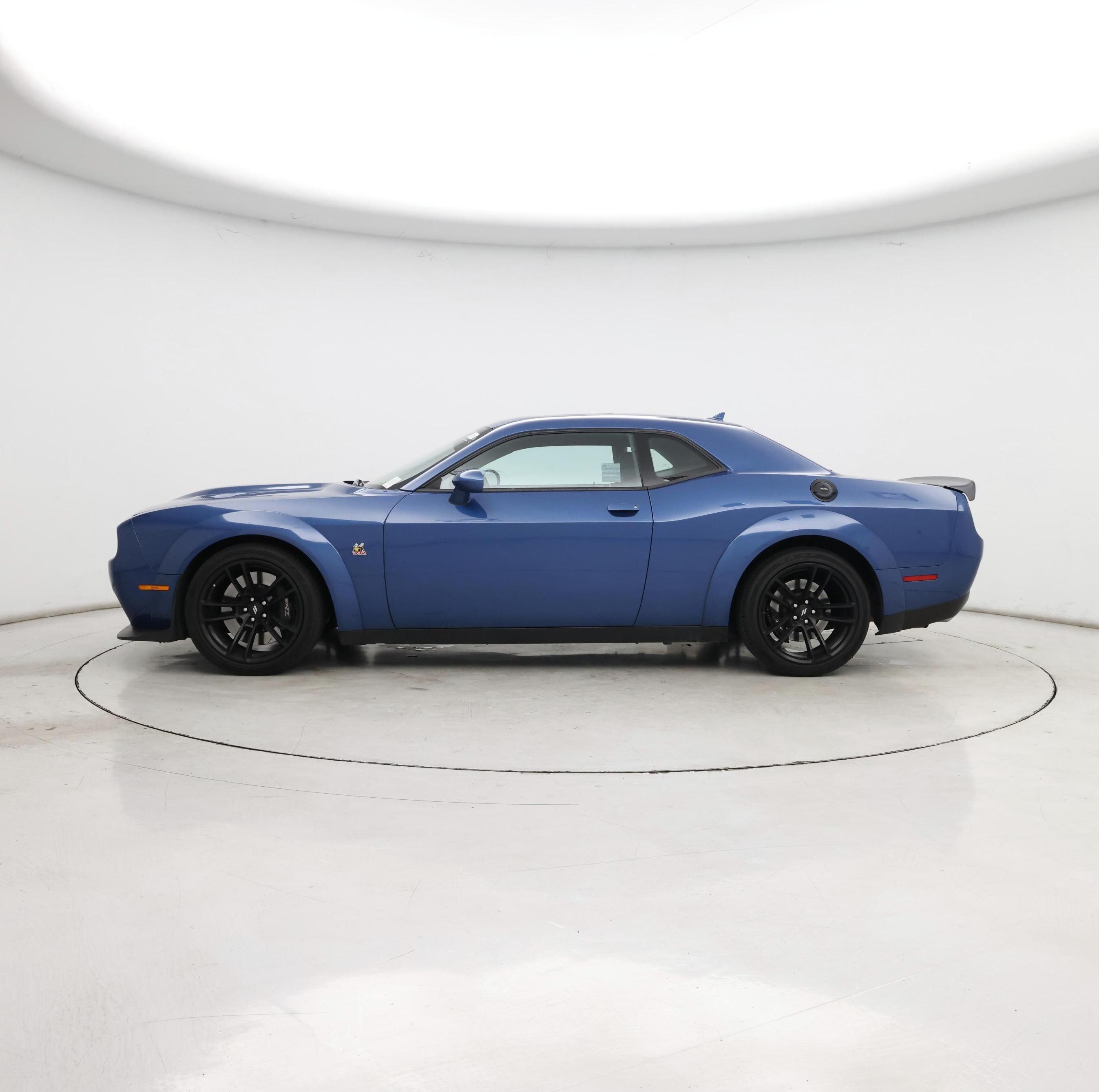 Thumbnail: 2021 Dodge Challenger - 3