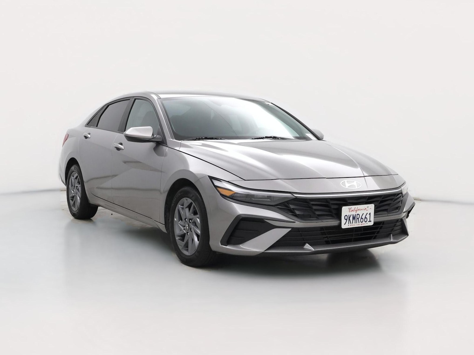 2024 Hyundai Elantra SEL - Photo 1