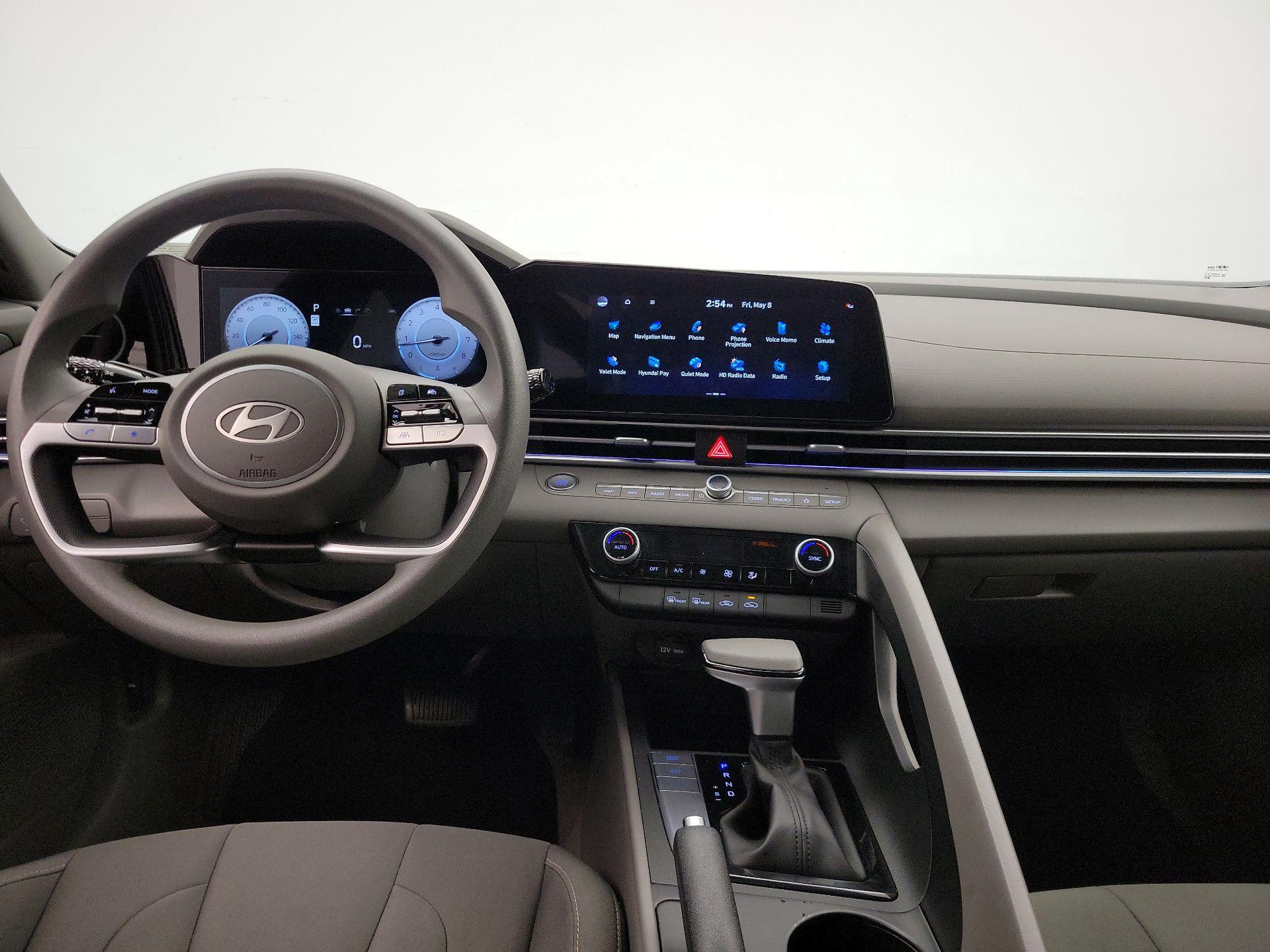 Thumbnail: 2024 Hyundai Elantra - 9