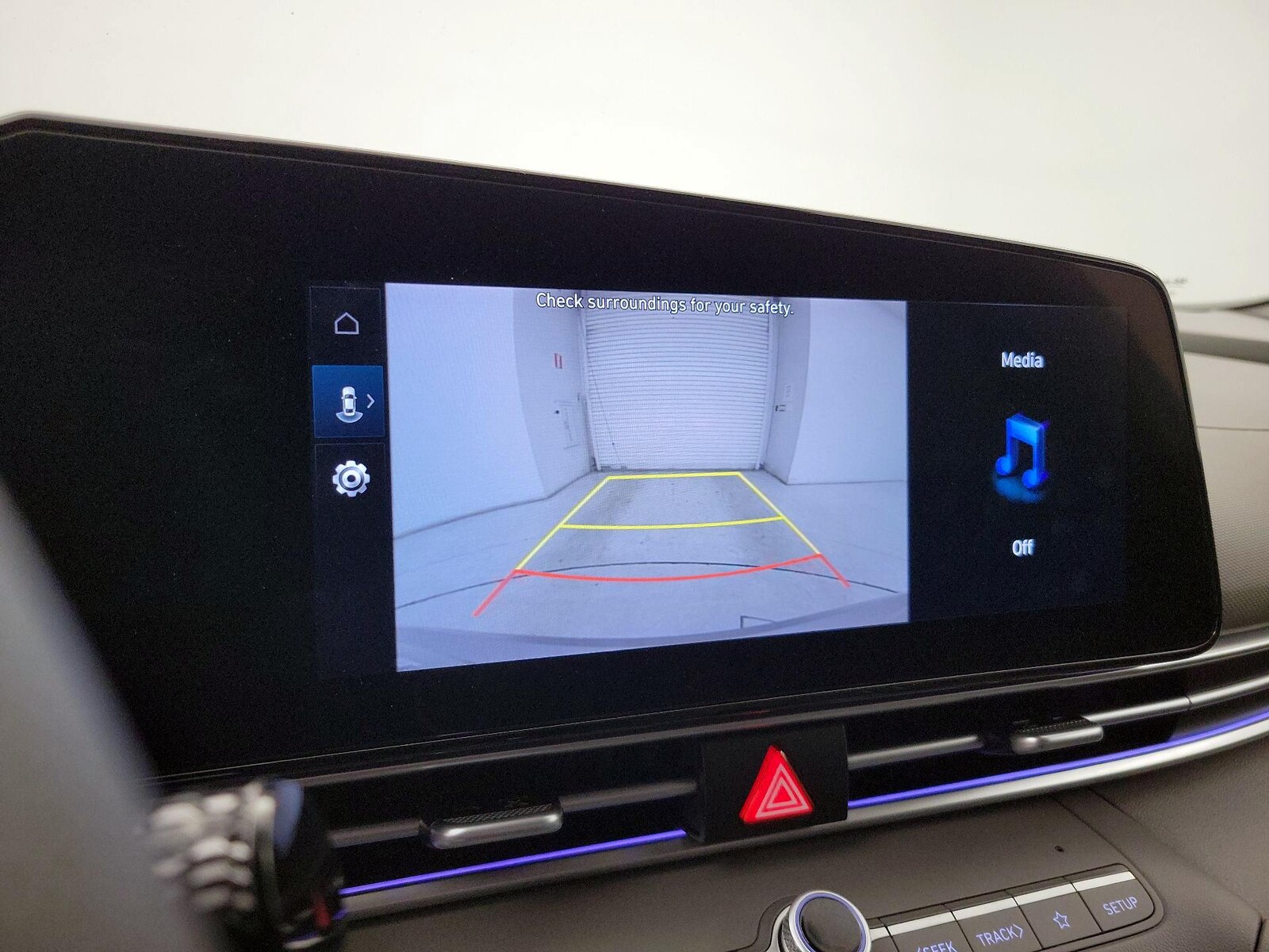 2024 Hyundai Elantra SEL - Photo 16