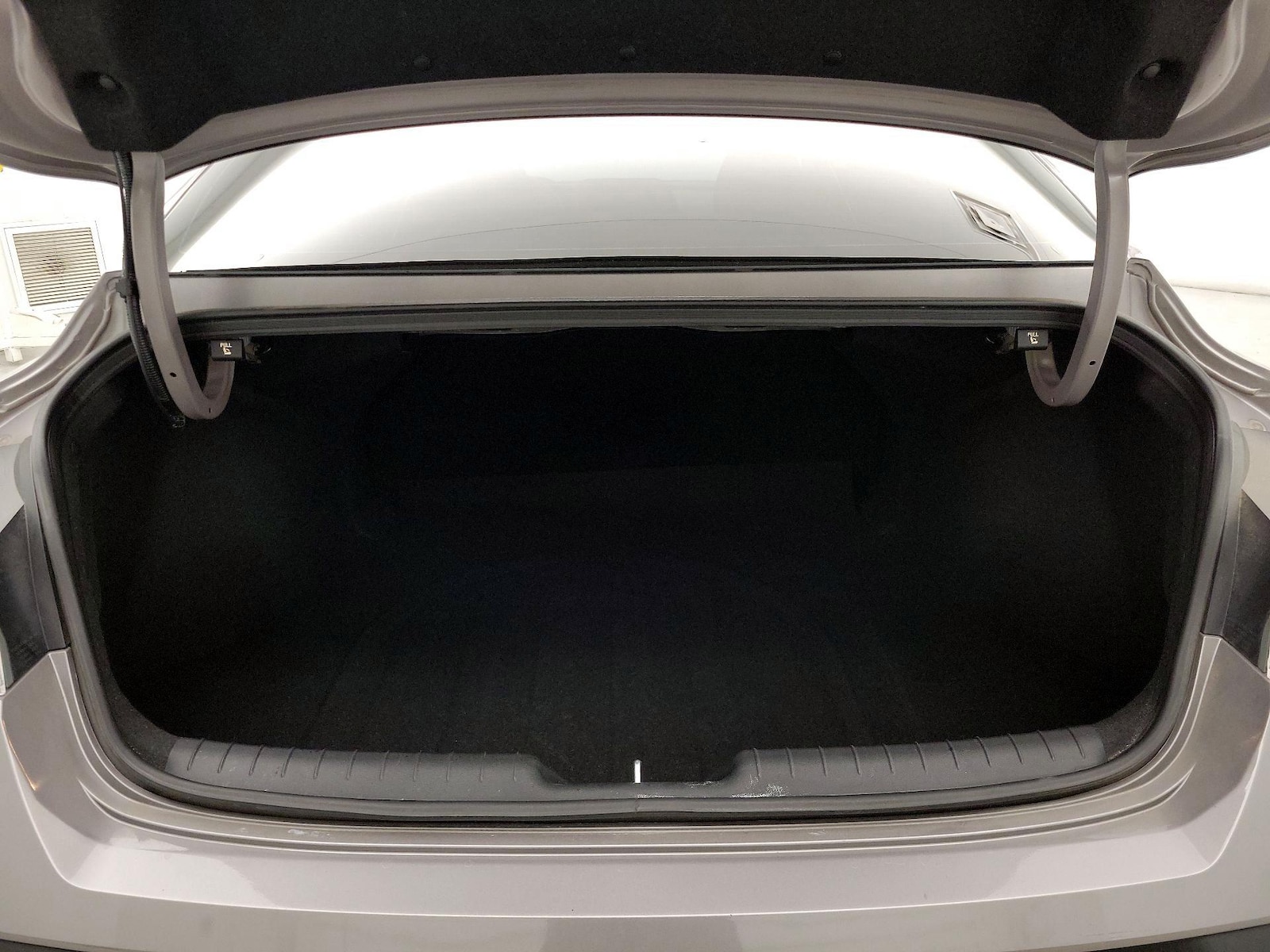 2024 Hyundai Elantra SEL - Photo 22