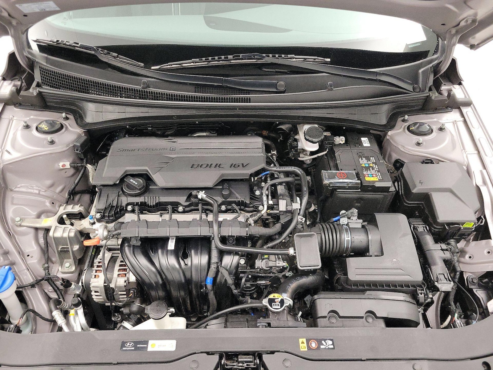 2024 Hyundai Elantra SEL - Photo 23