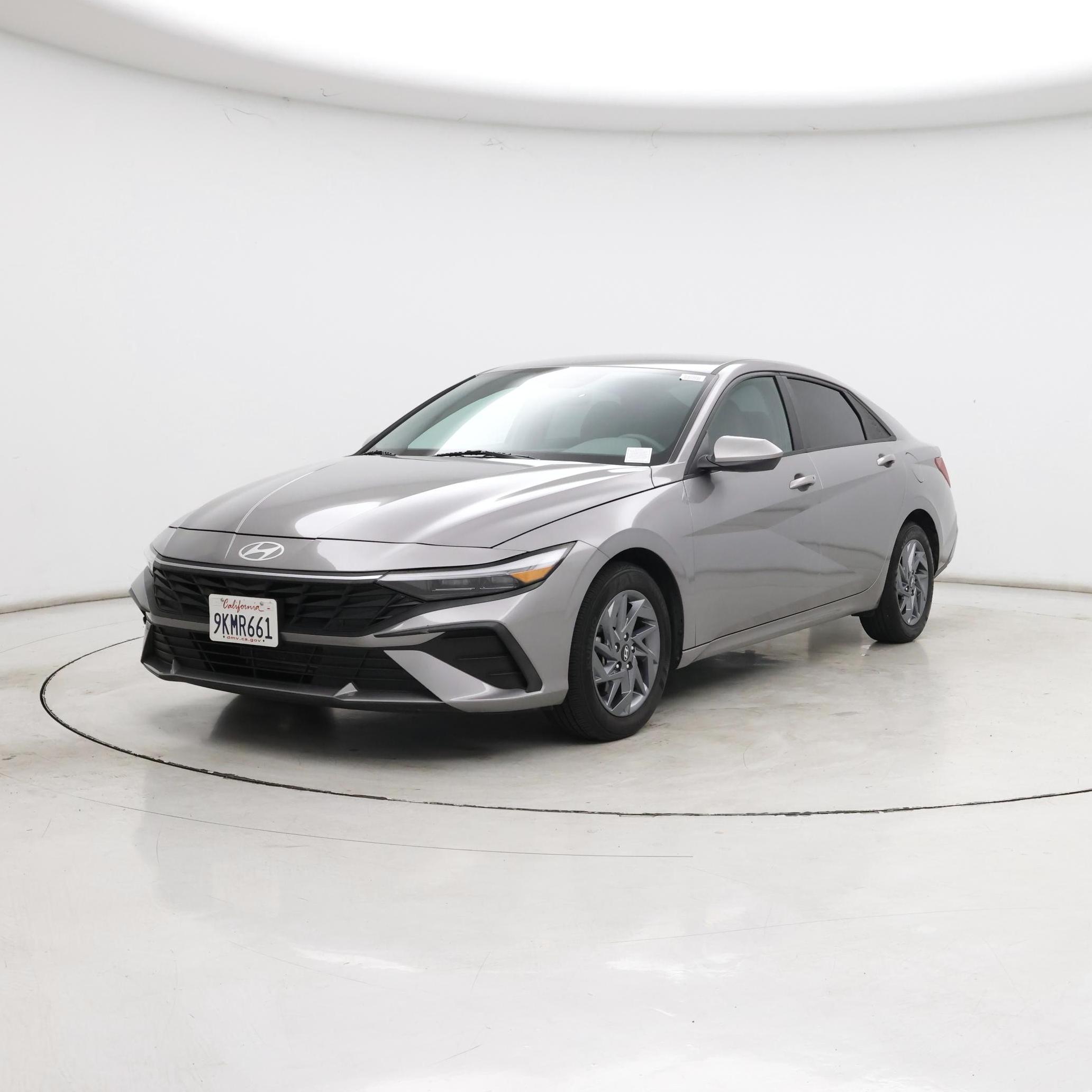 Thumbnail: 2024 Hyundai Elantra - 4