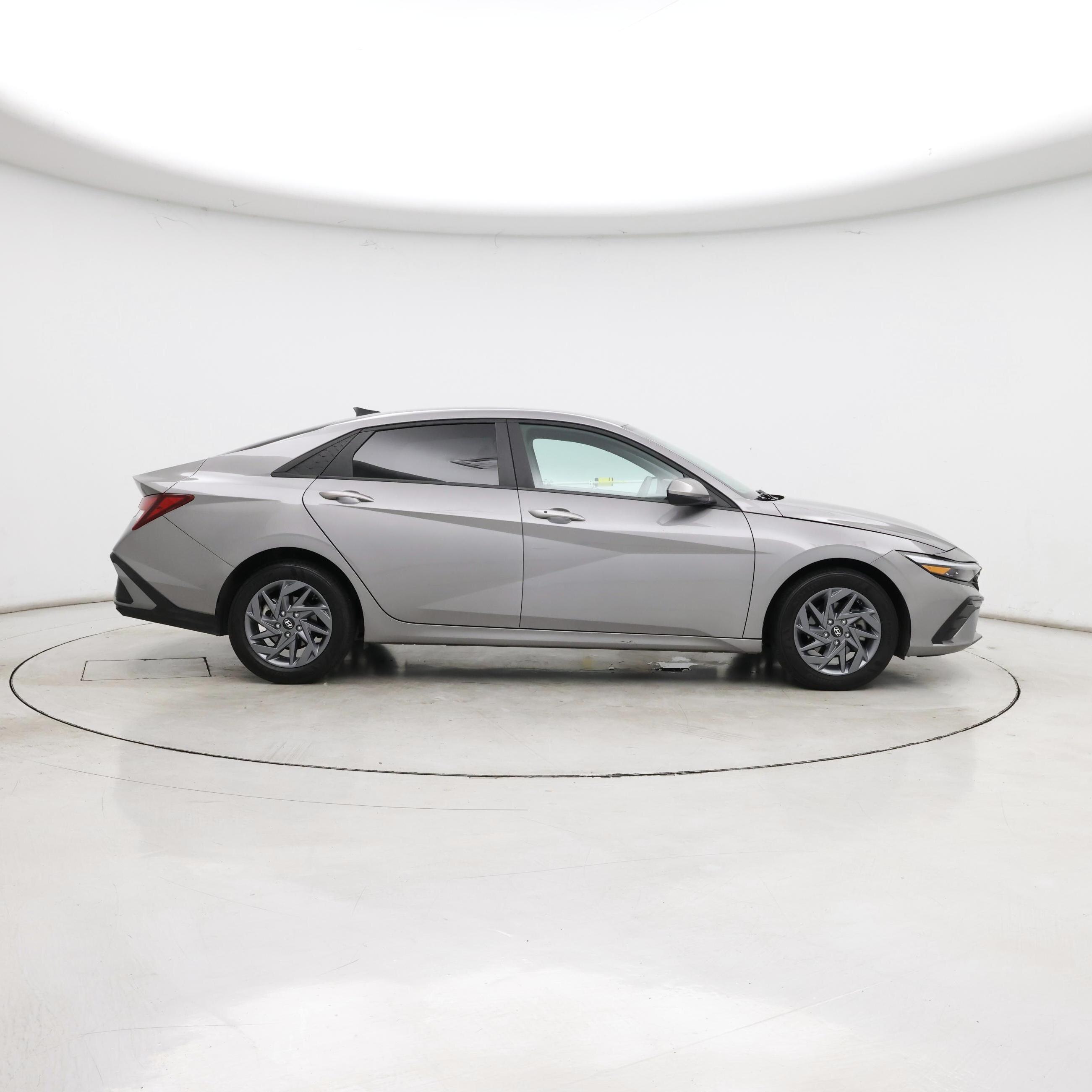 Thumbnail: 2024 Hyundai Elantra - 7