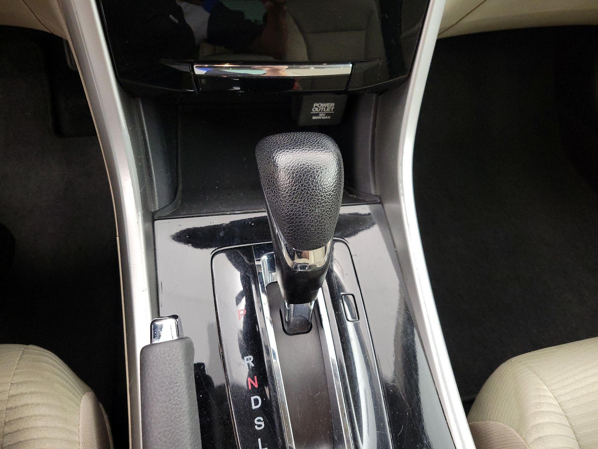 Thumbnail: 2017 Honda Accord - 17
