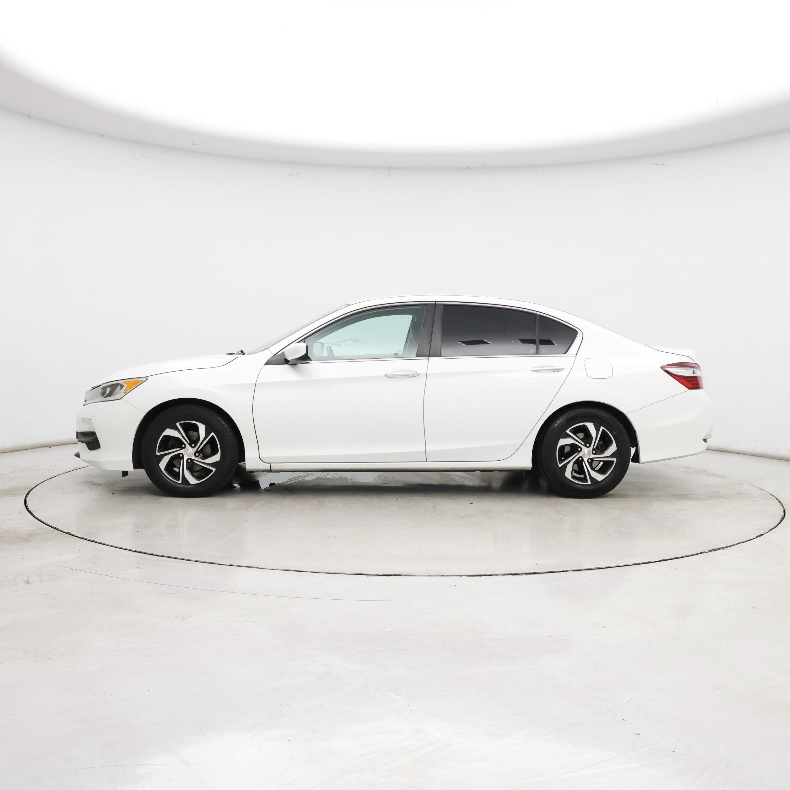 Thumbnail: 2017 Honda Accord - 3