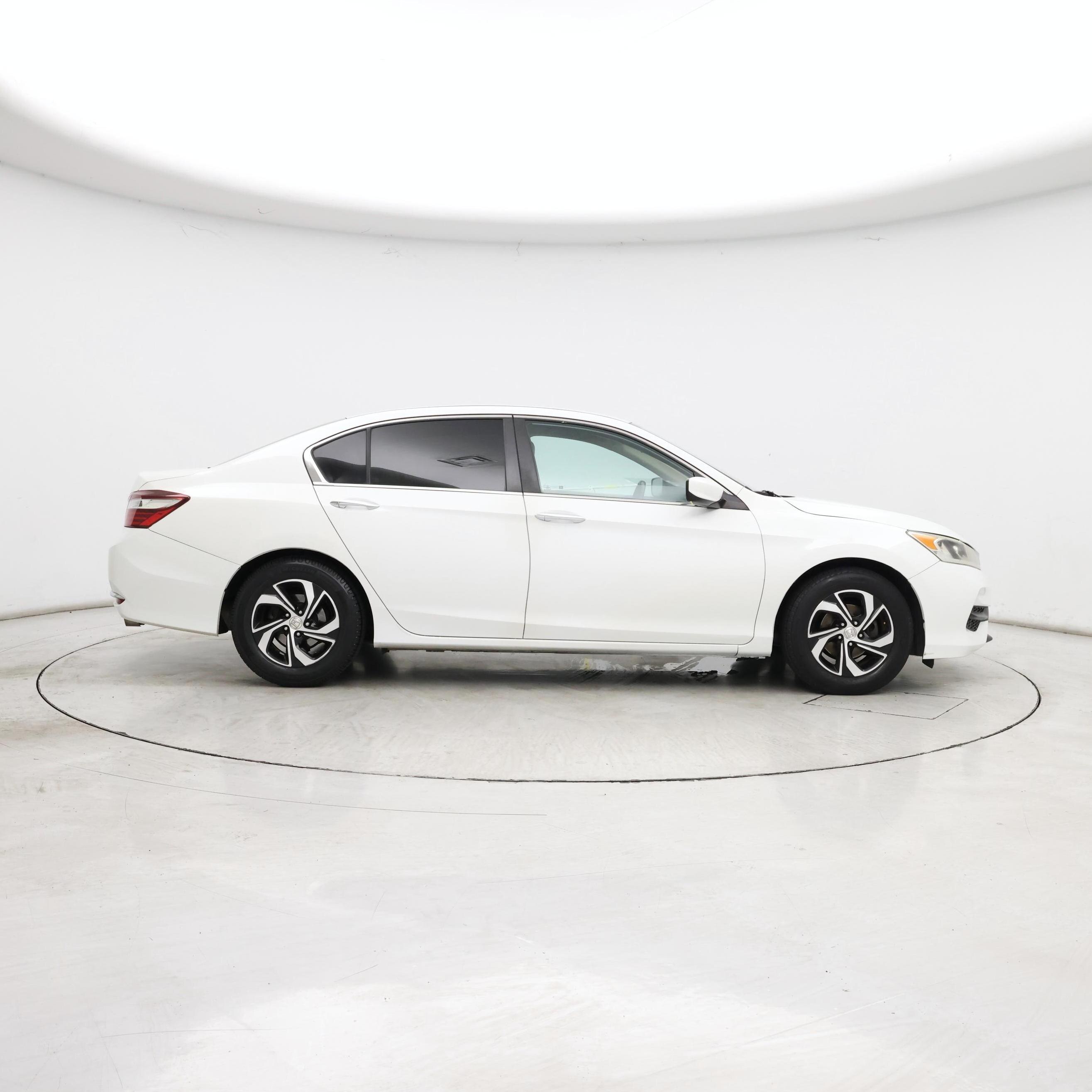 Thumbnail: 2017 Honda Accord - 7