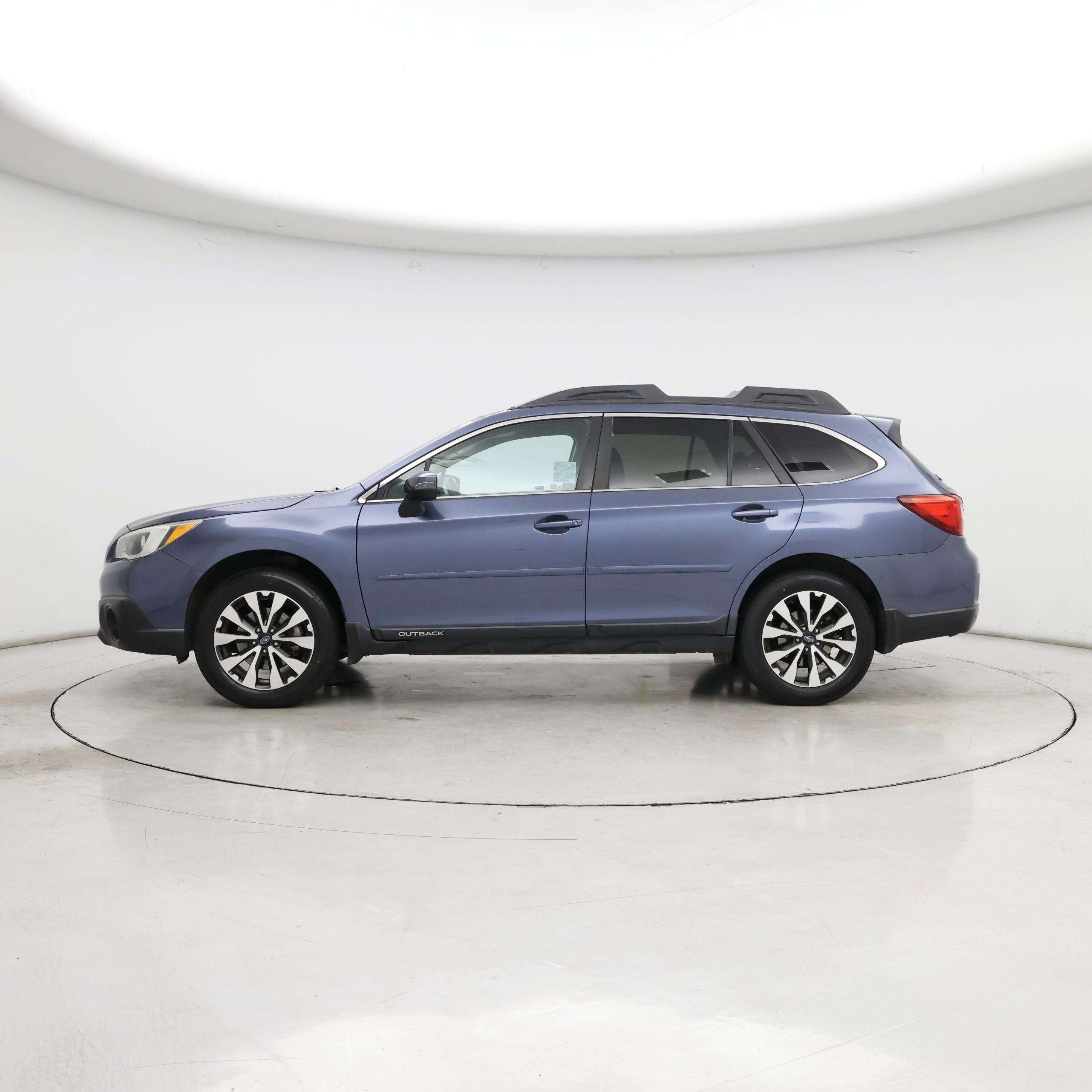 Thumbnail: 2017 Subaru Outback - 3