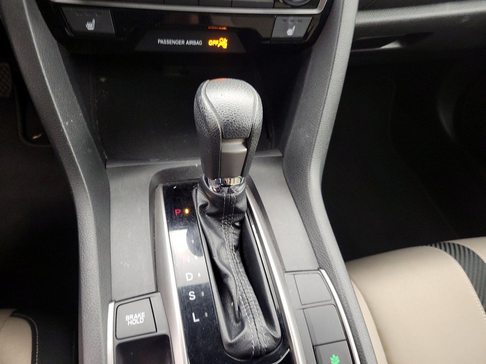 Thumbnail: 2019 Honda Civic - 17