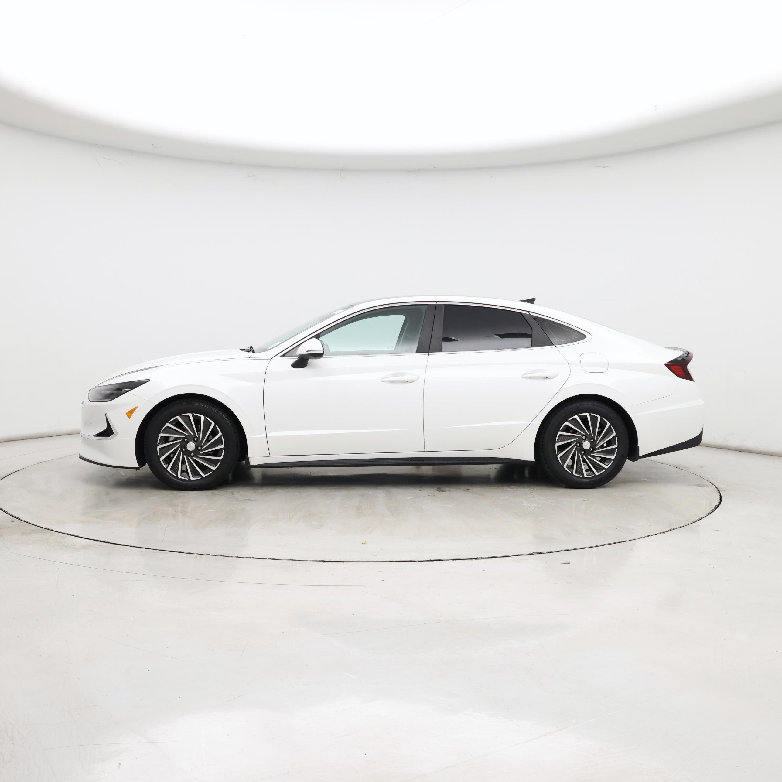 Thumbnail: 2021 Hyundai Sonata - 3