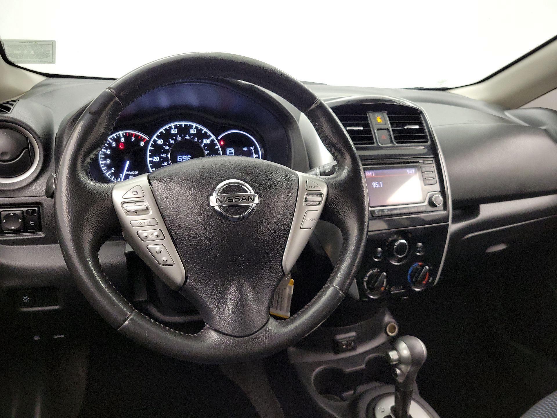 Thumbnail: 2018 Nissan Versa Note - 9