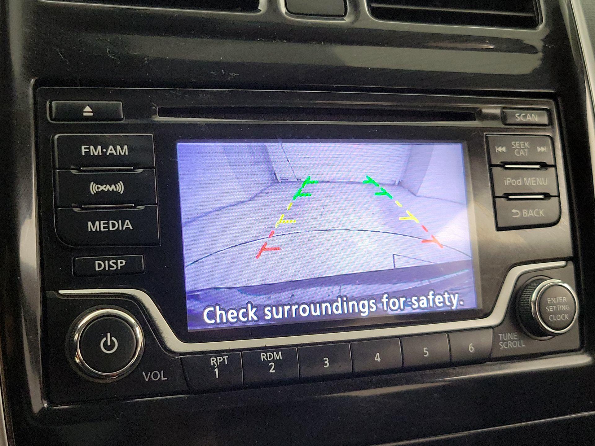 Thumbnail: 2018 Nissan Versa Note - 14