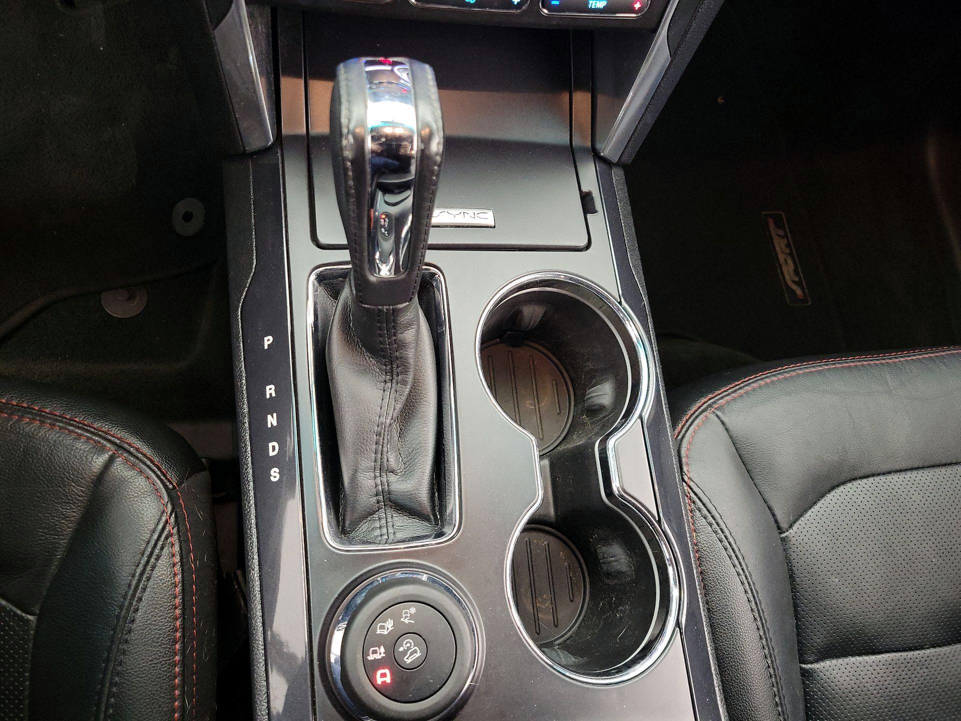 Thumbnail: 2016 Ford Explorer - 18