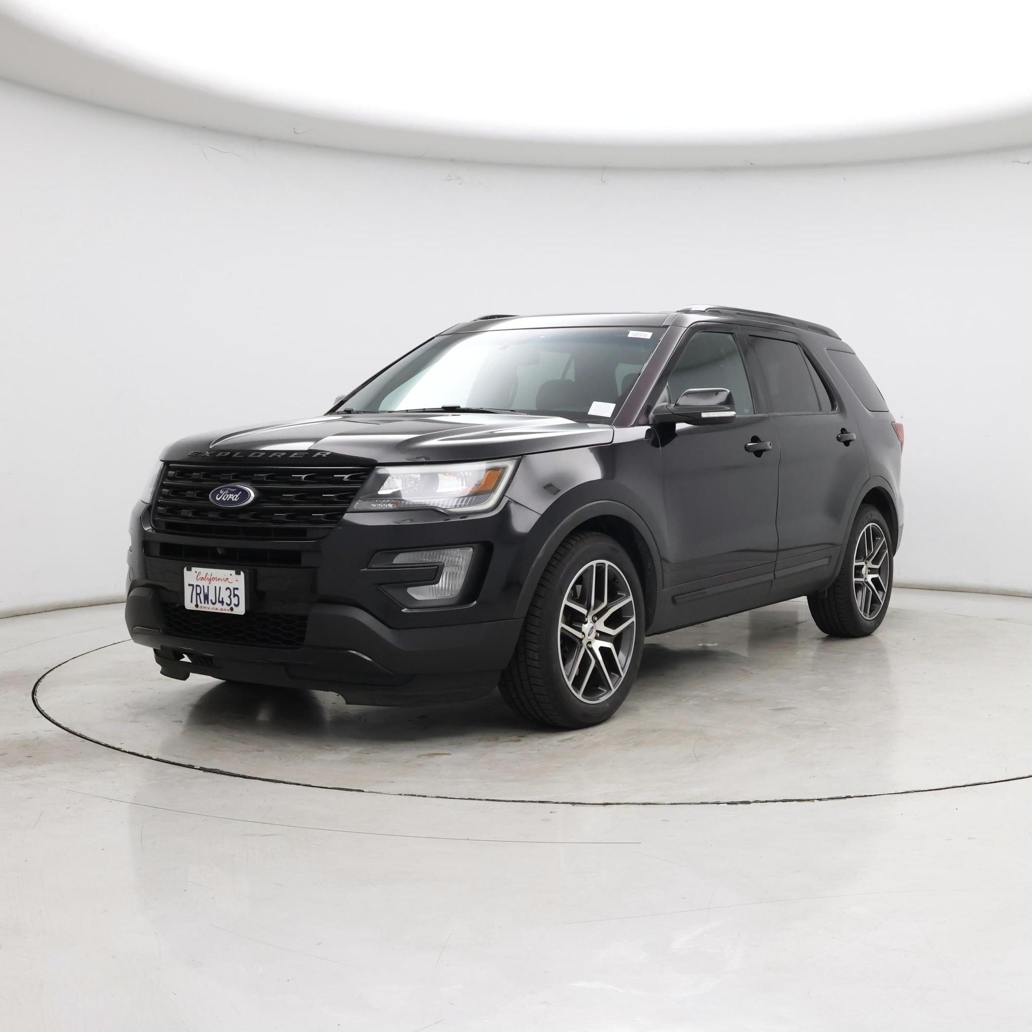 Thumbnail: 2016 Ford Explorer - 4