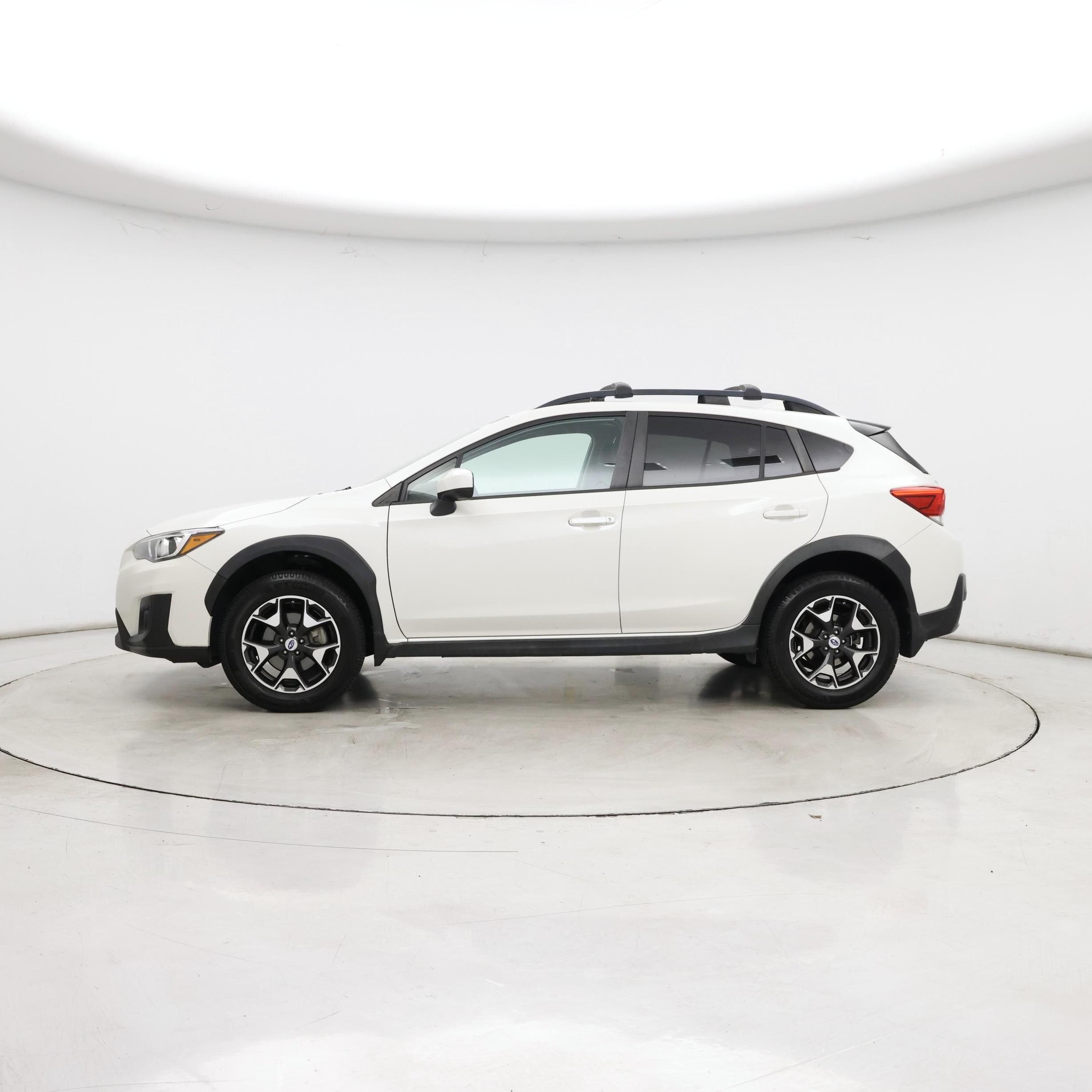 Thumbnail: 2018 Subaru Crosstrek - 3