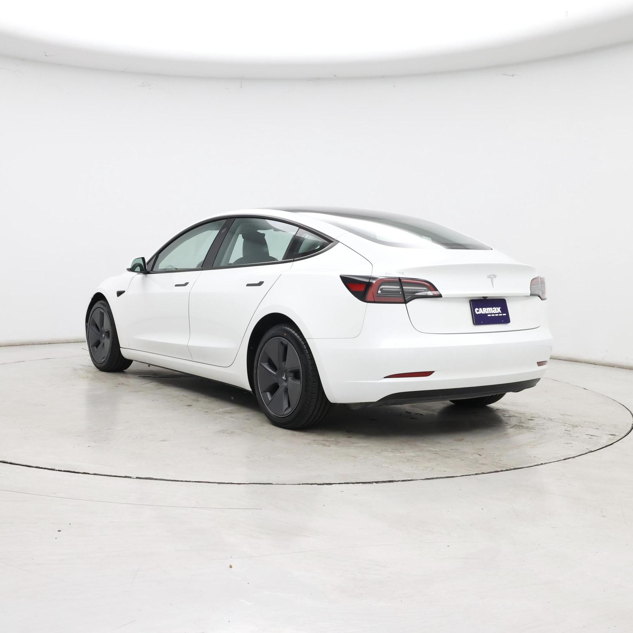 Thumbnail: 2023 Tesla Model 3 - 2