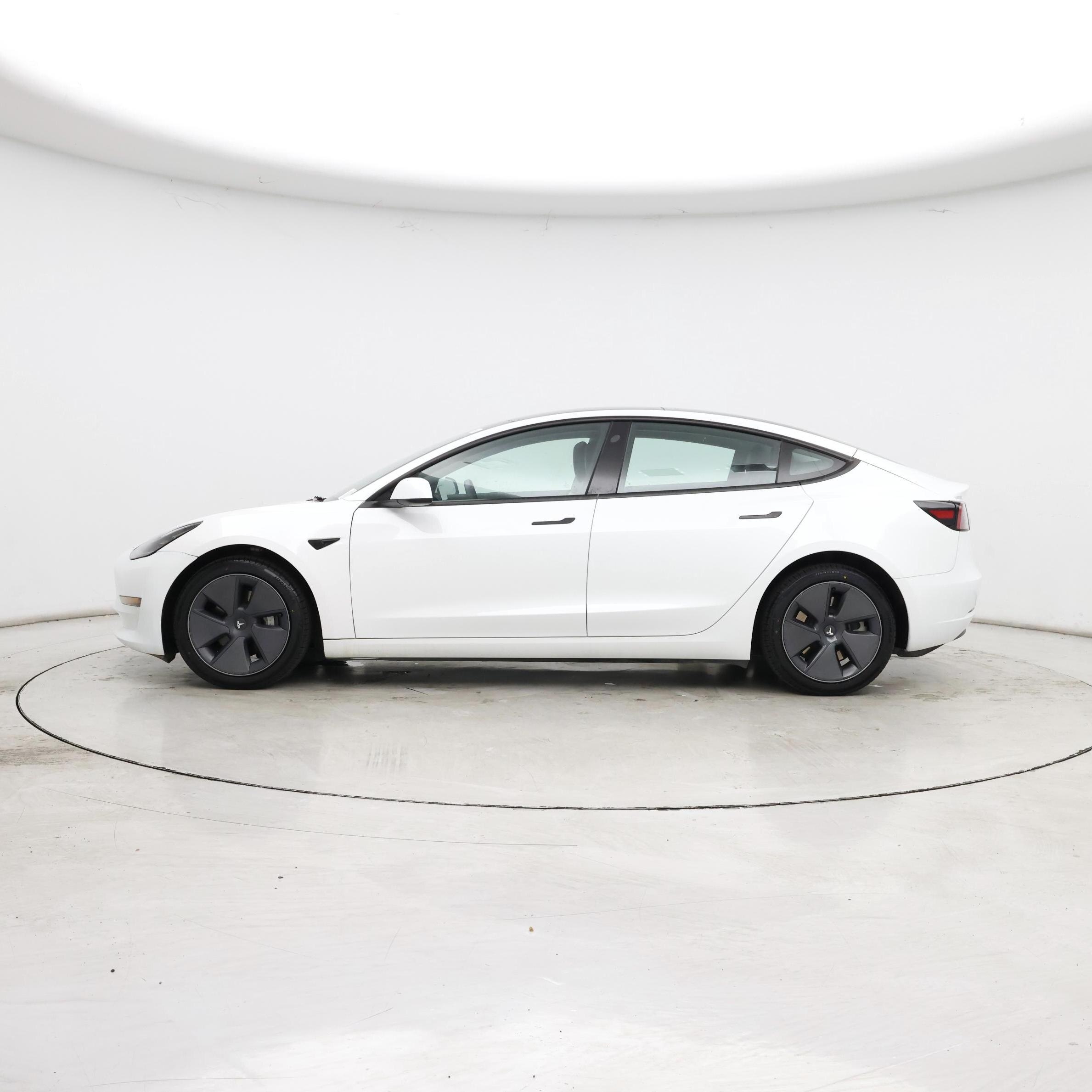 Thumbnail: 2023 Tesla Model 3 - 3