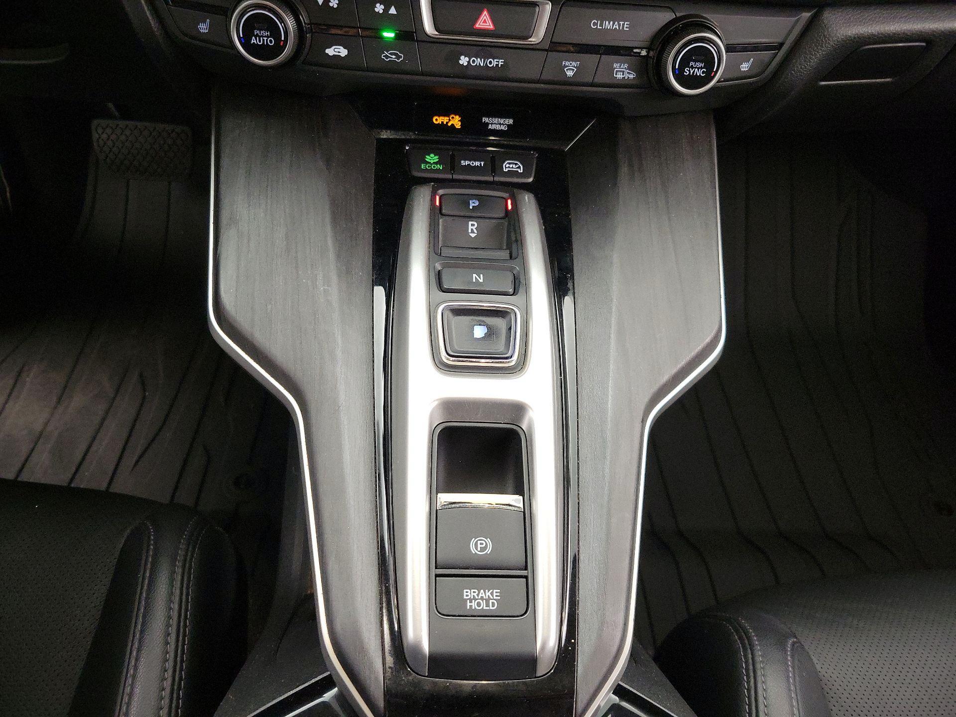 Thumbnail: 2018 Honda Clarity - 18