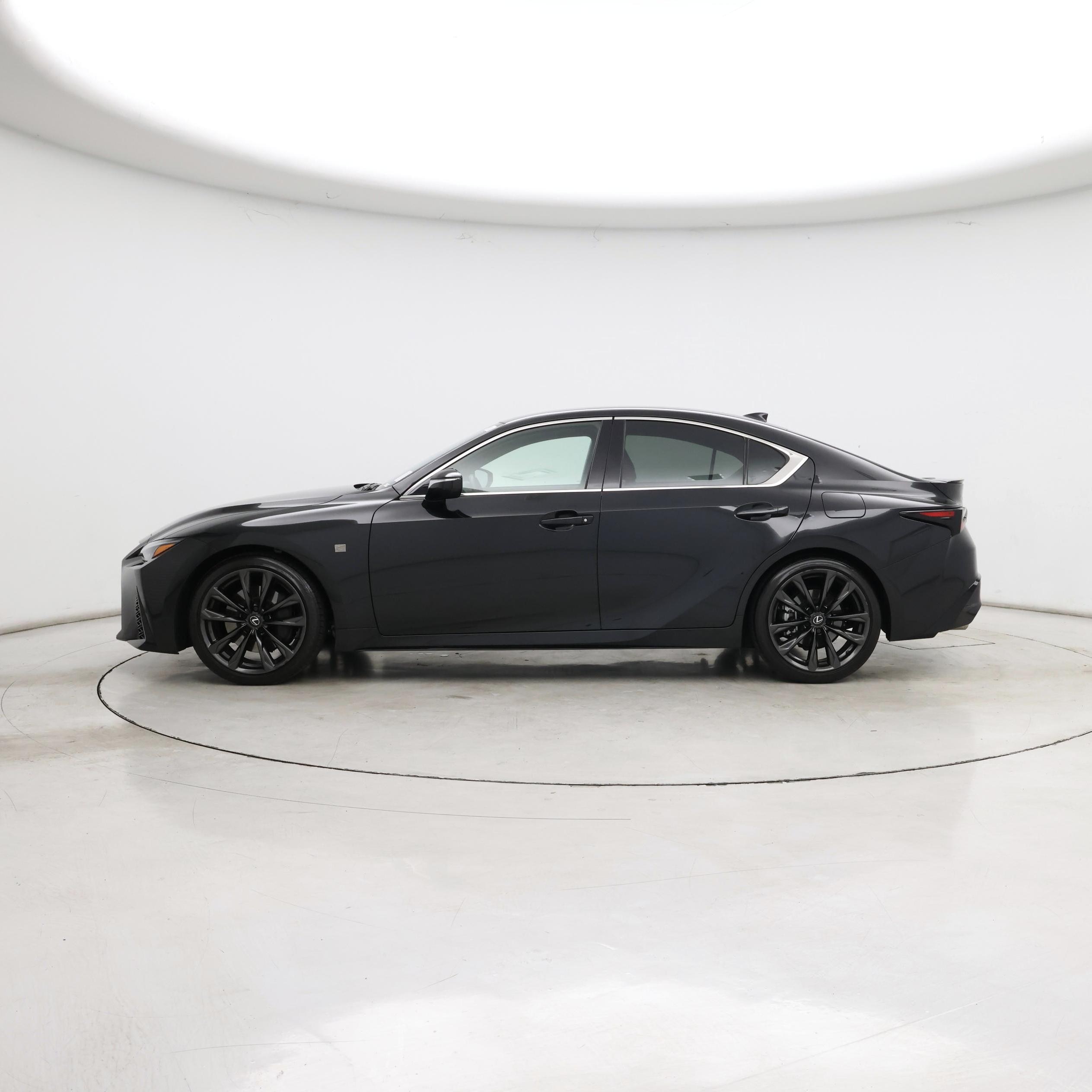 Thumbnail: 2024 Lexus IS - 3